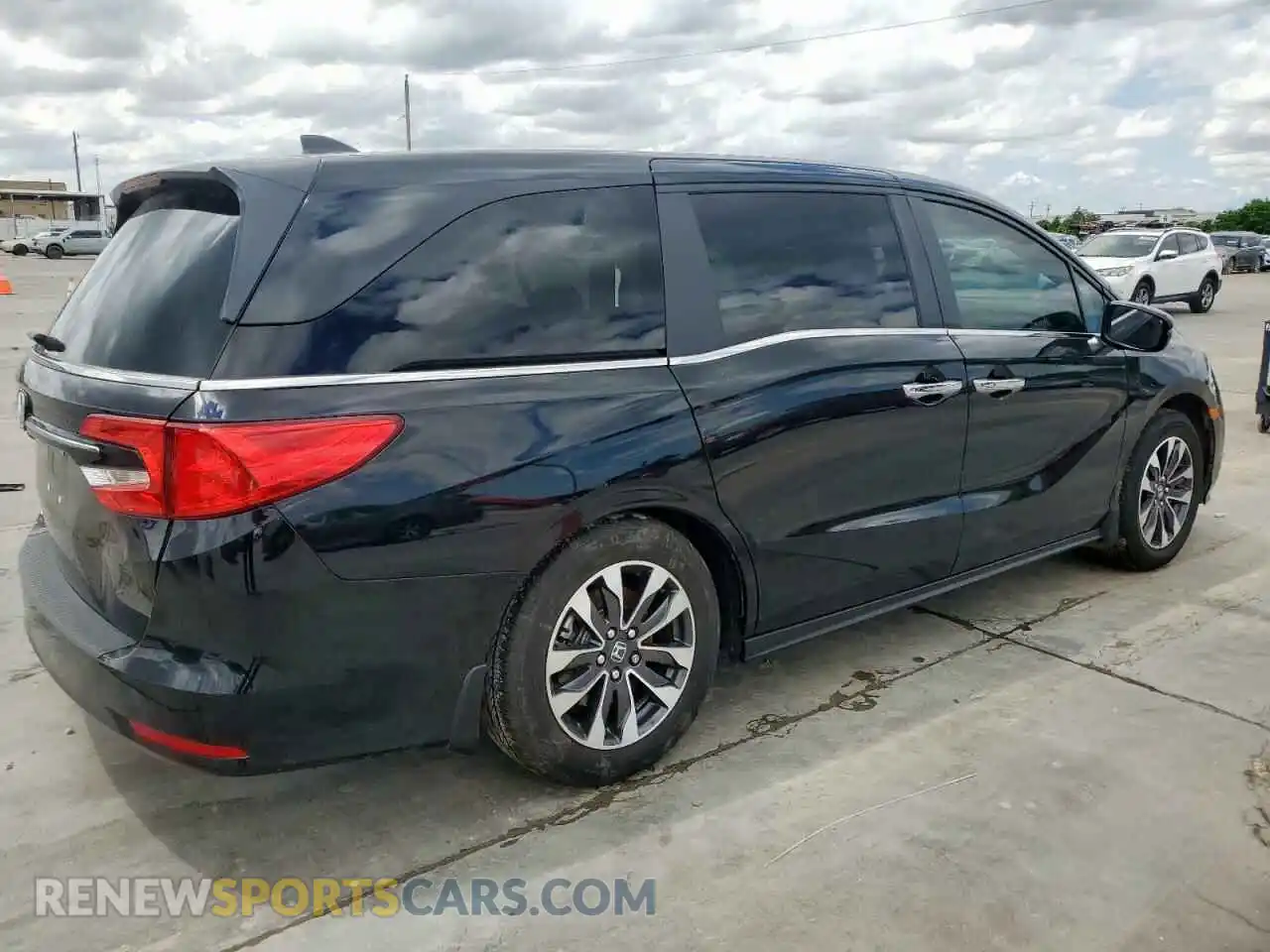 3 Photograph of a damaged car 5FNRL6H60RB061180 HONDA All Models 2024