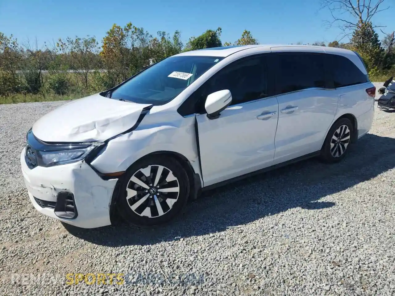 1 Photograph of a damaged car 5FNRL6H64SB029158 HONDA All Models 2025