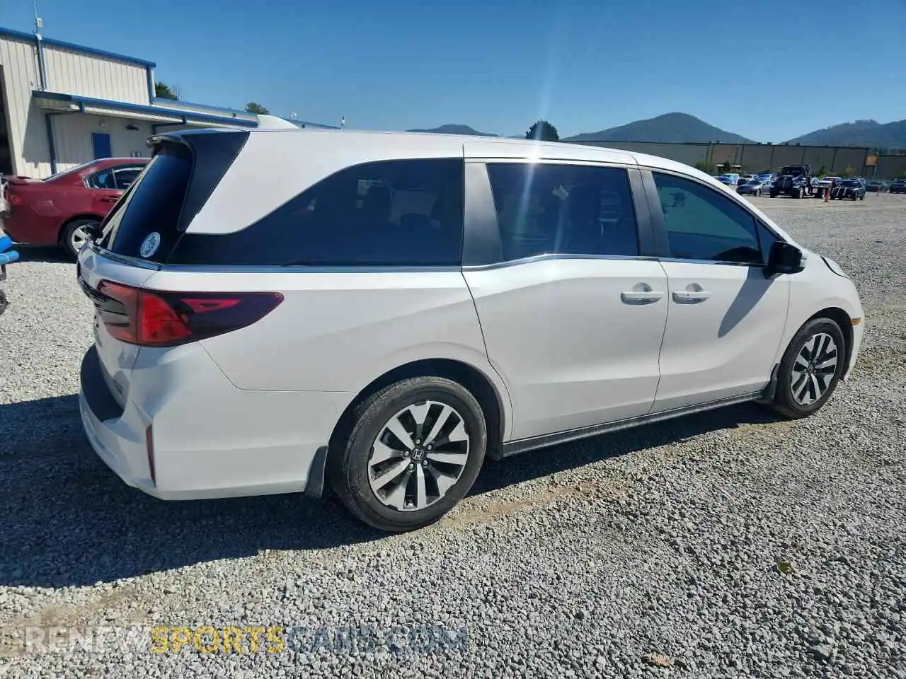 3 Photograph of a damaged car 5FNRL6H64SB029158 HONDA All Models 2025