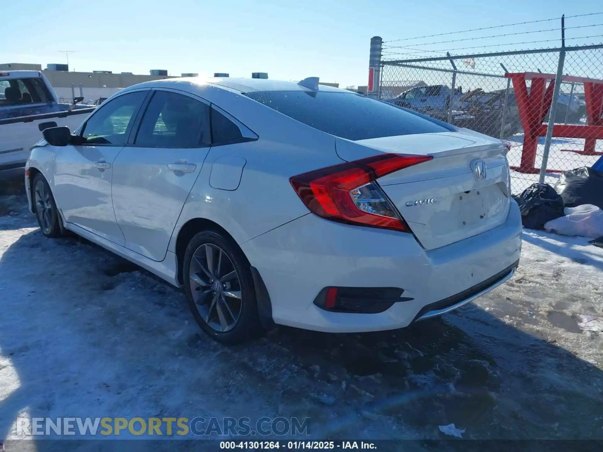 3 Photograph of a damaged car 19XFC1F32KE011696 HONDA CIVIC 2019
