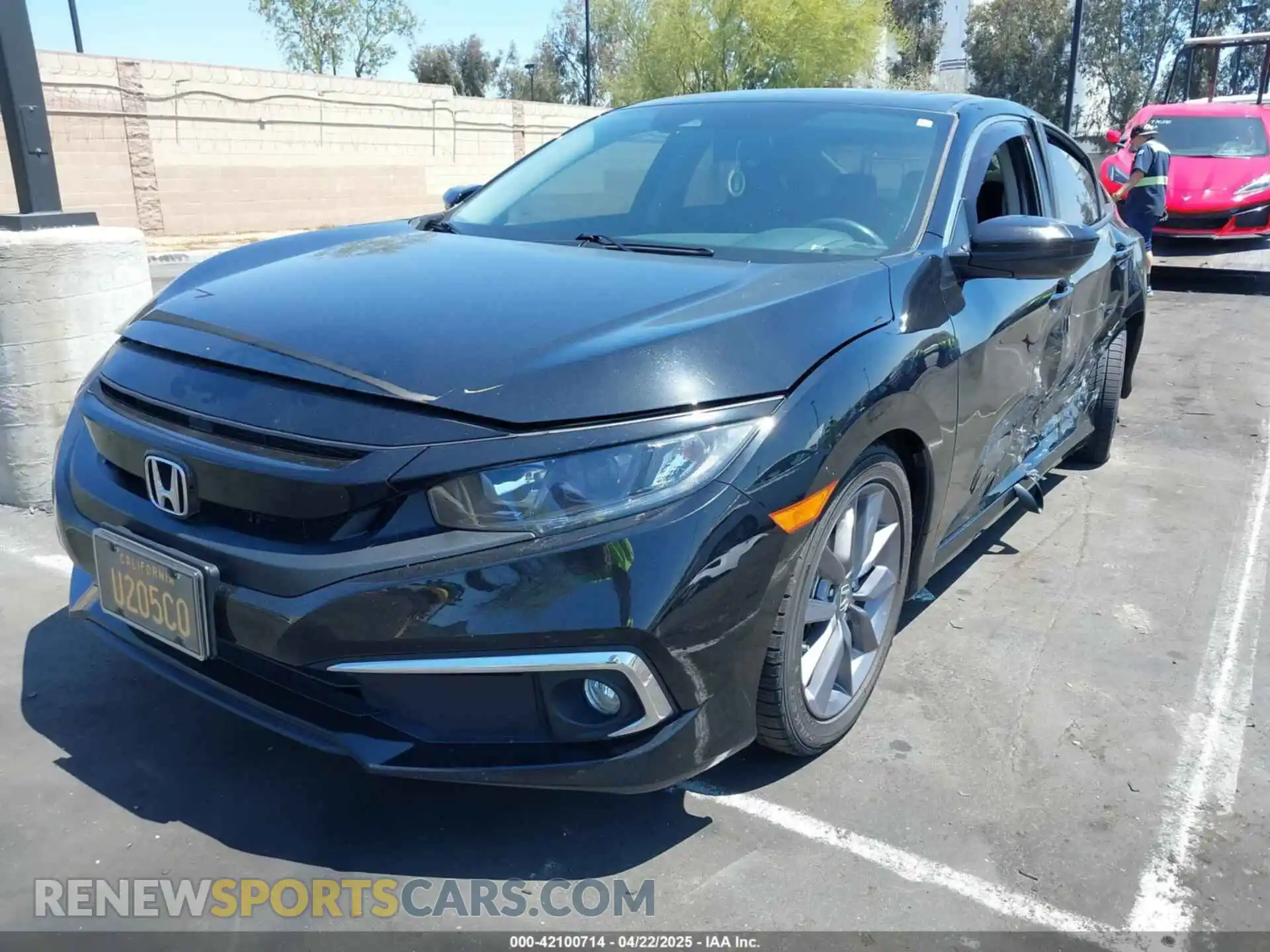 2 Photograph of a damaged car 19XFC1F3XKE215534 HONDA CIVIC 2019