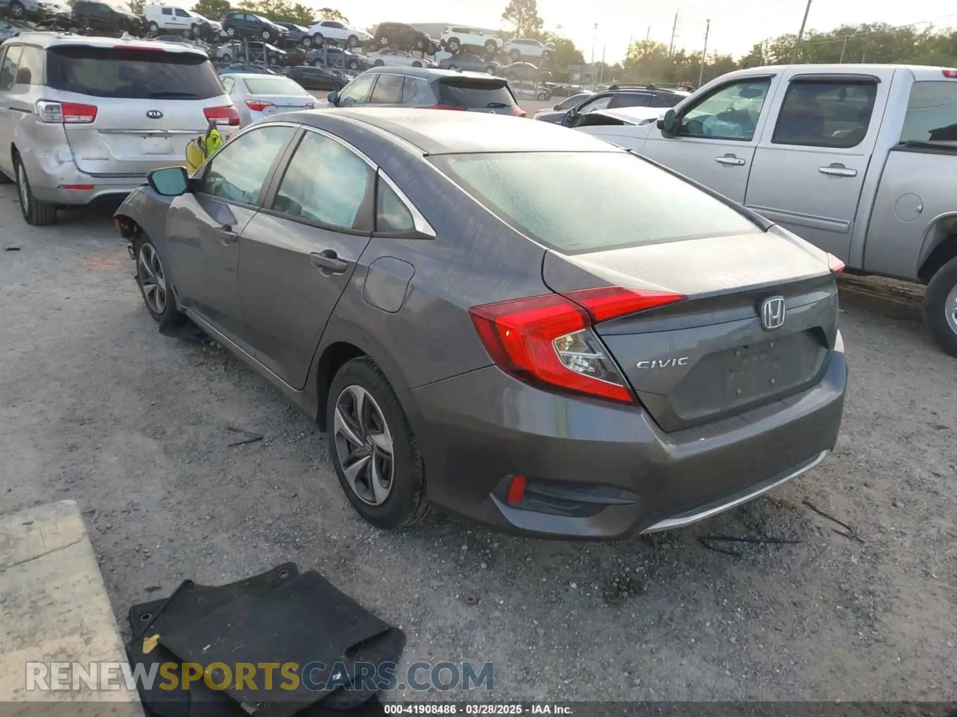 3 Photograph of a damaged car 19XFC2F60KE018100 HONDA CIVIC 2019