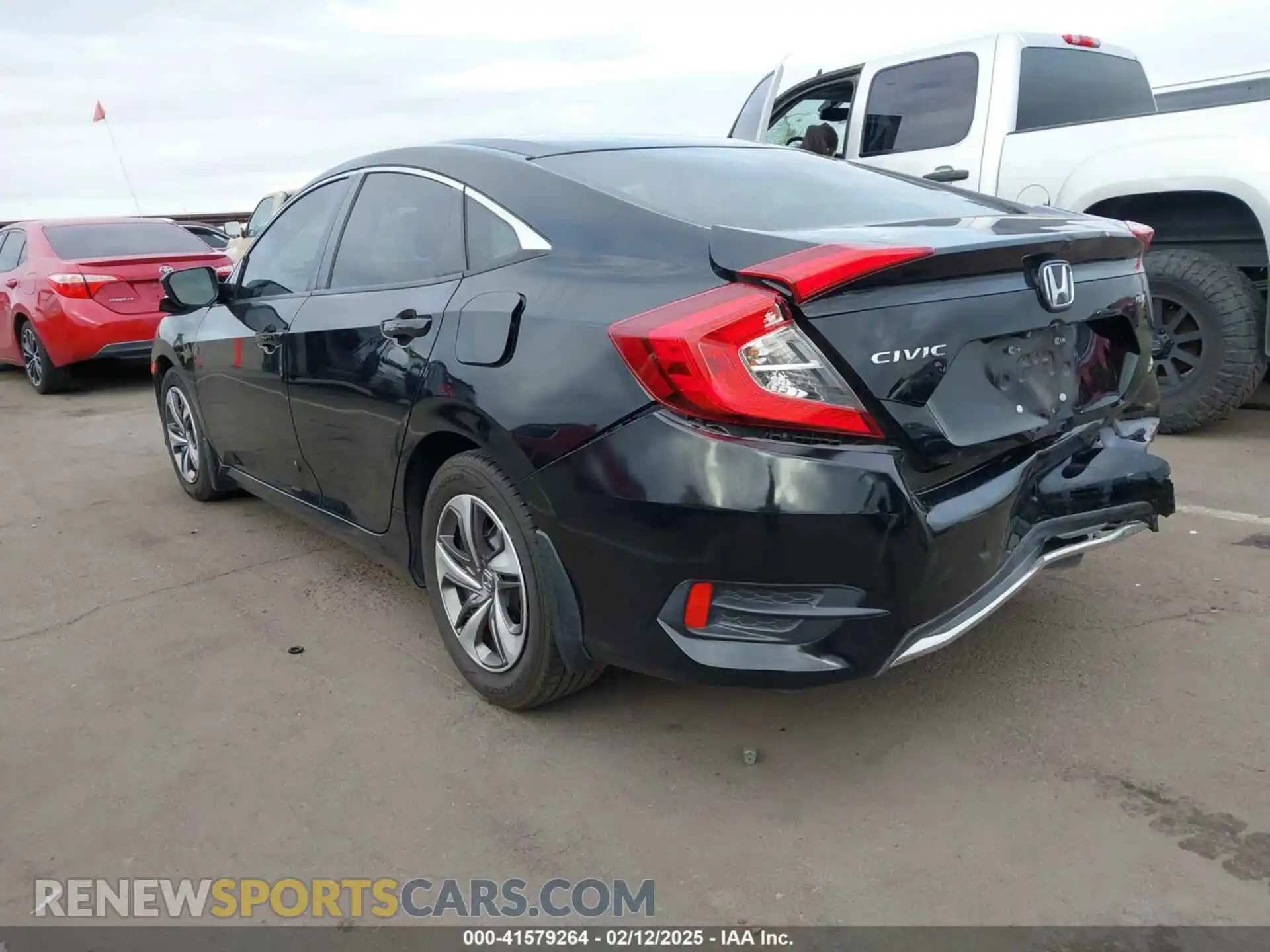3 Photograph of a damaged car 19XFC2F61KE022656 HONDA CIVIC 2019