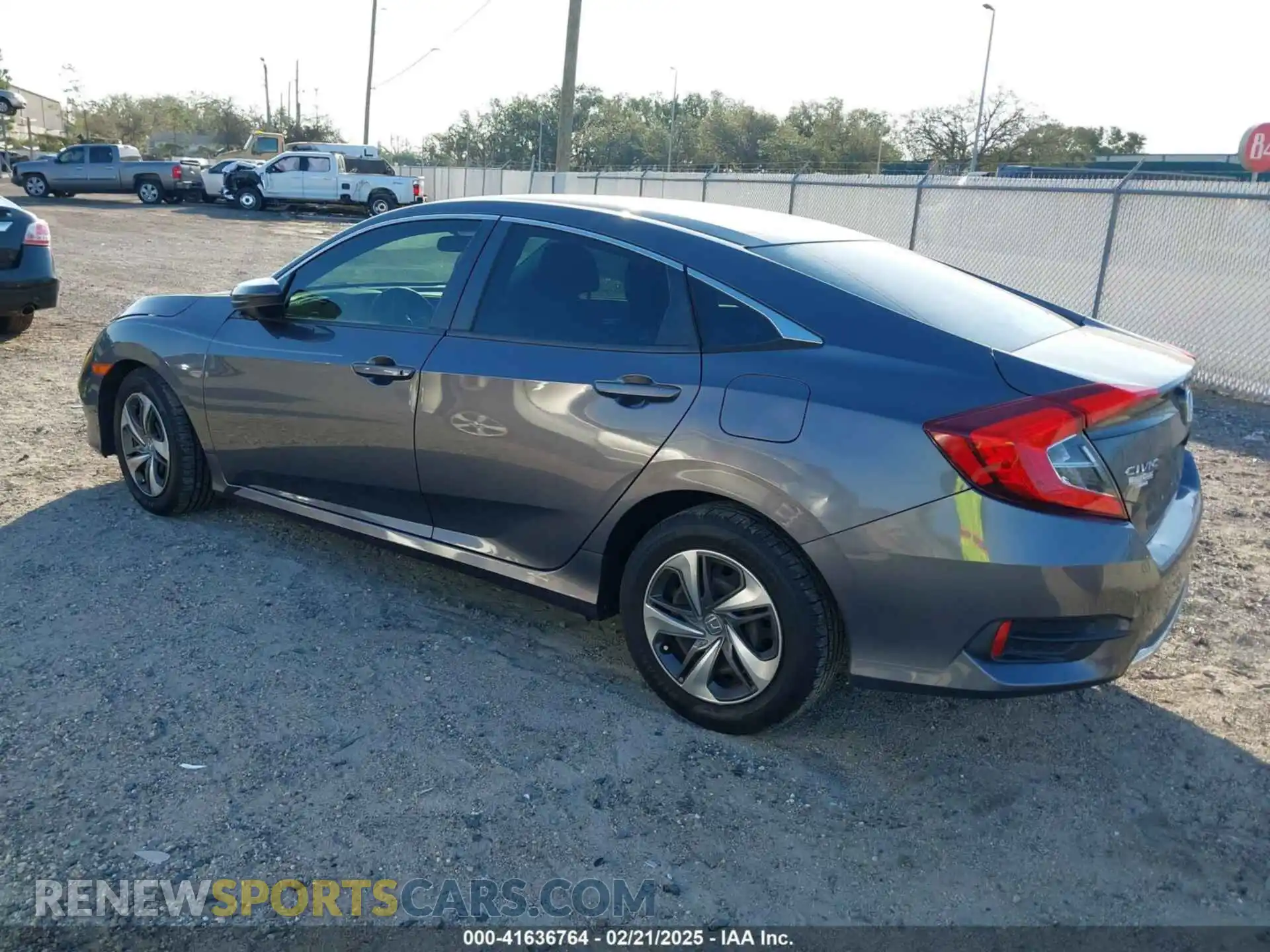 3 Фотография поврежденного автомобиля 2HGFC2F61KH558416 HONDA CIVIC 2019