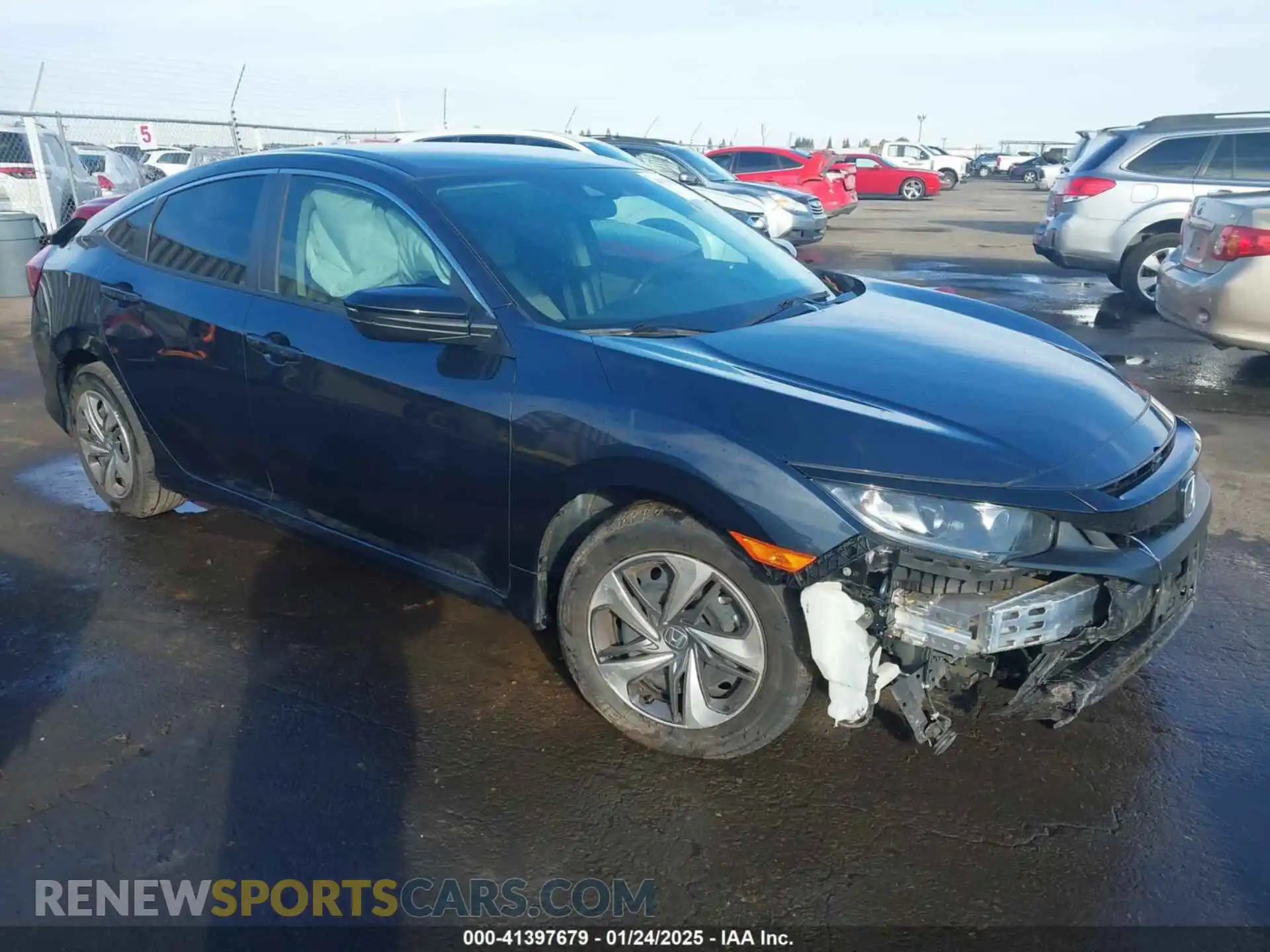 1 Photograph of a damaged car 2HGFC2F61KH591903 HONDA CIVIC 2019
