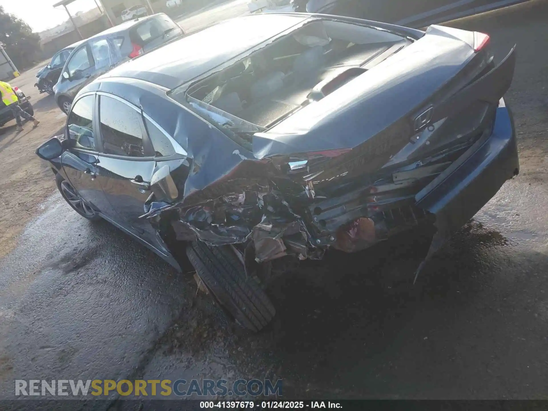 3 Photograph of a damaged car 2HGFC2F61KH591903 HONDA CIVIC 2019