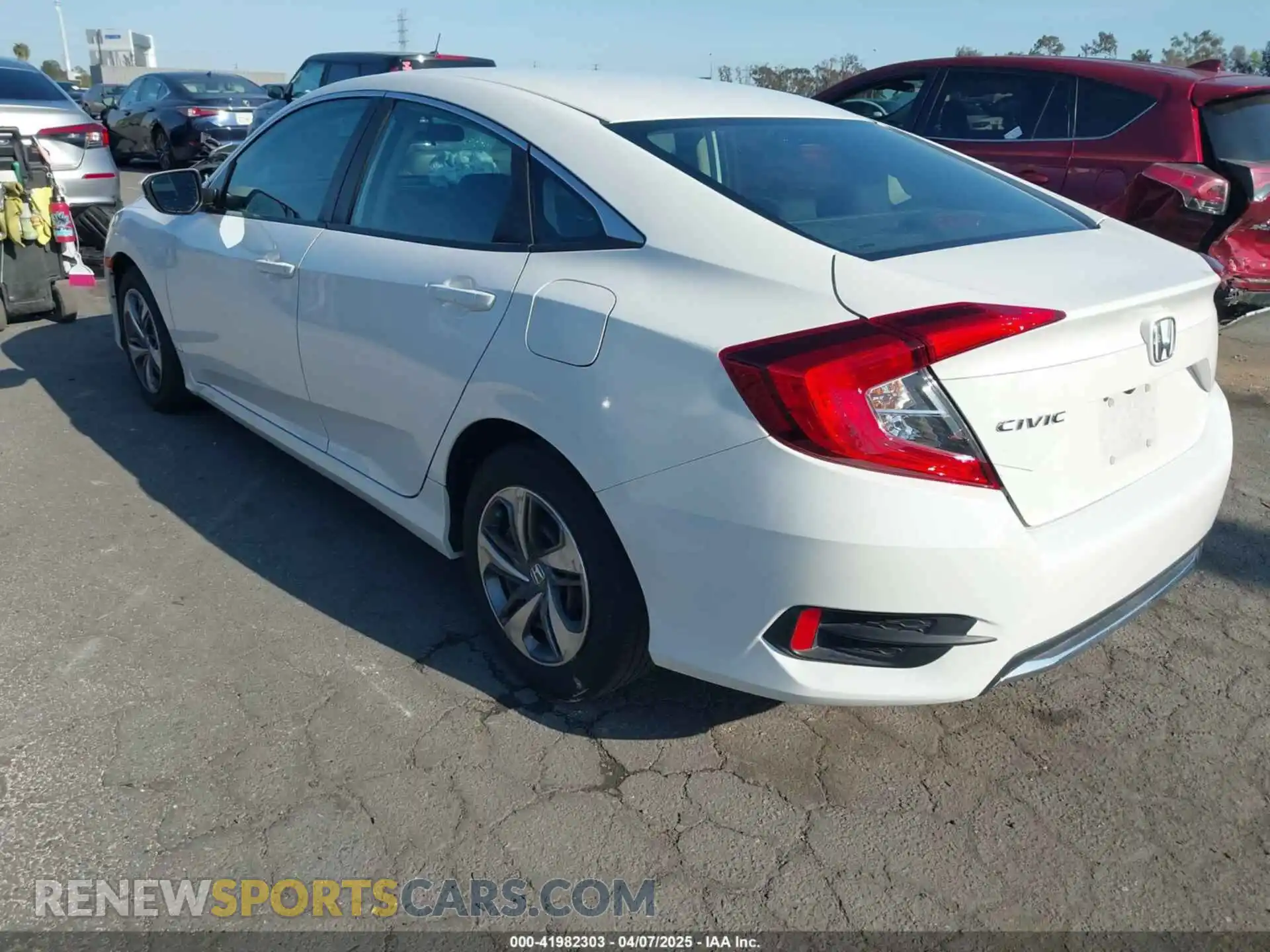 3 Photograph of a damaged car 2HGFC2F62KH505921 HONDA CIVIC 2019