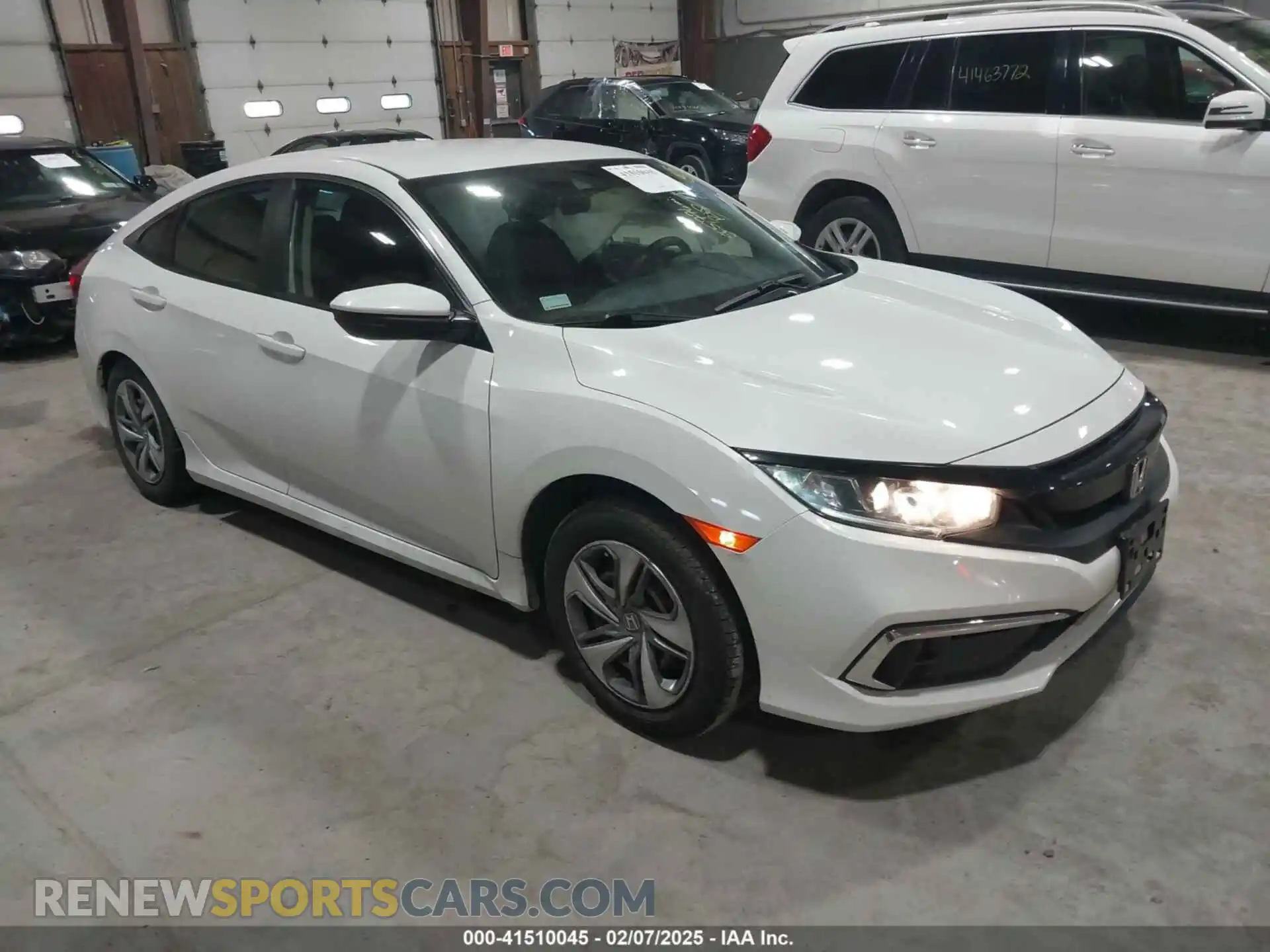 1 Photograph of a damaged car 2HGFC2F68KH528264 HONDA CIVIC 2019