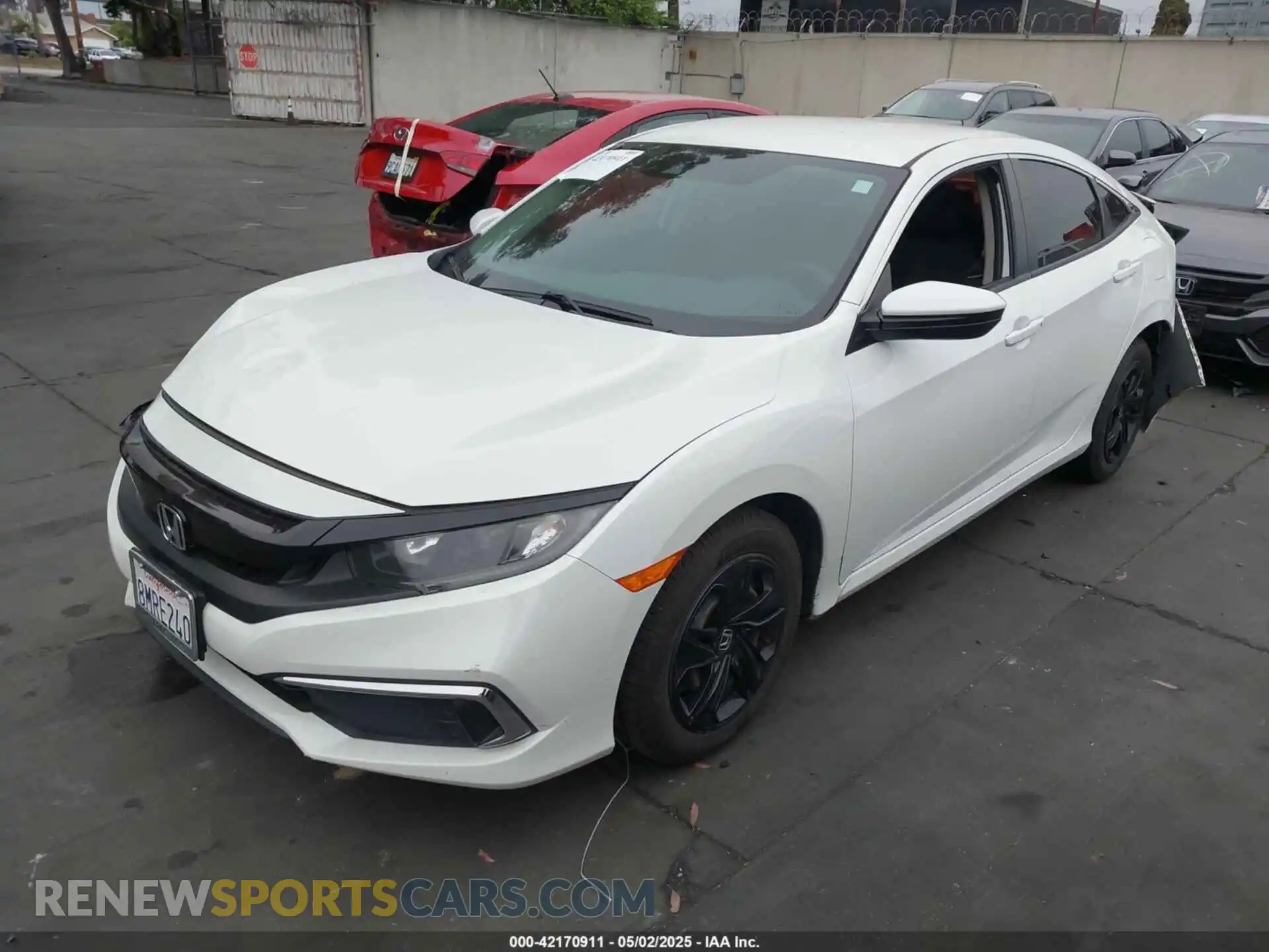 2 fotografías del automóvil dañado 2HGFC2F68KH587637 HONDA CIVIC 2019