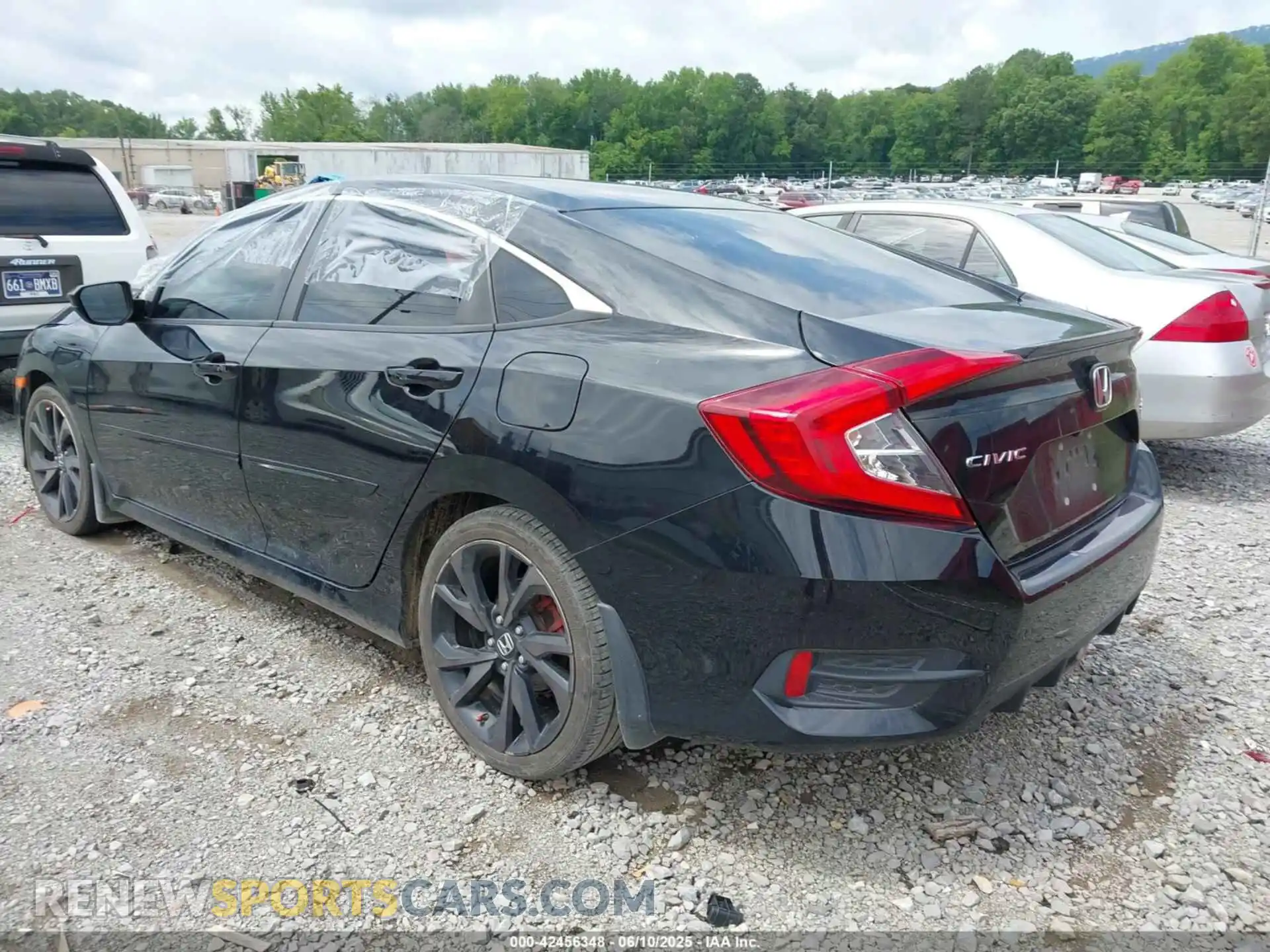 3 Photograph of a damaged car 2HGFC2F82KH503510 HONDA CIVIC 2019