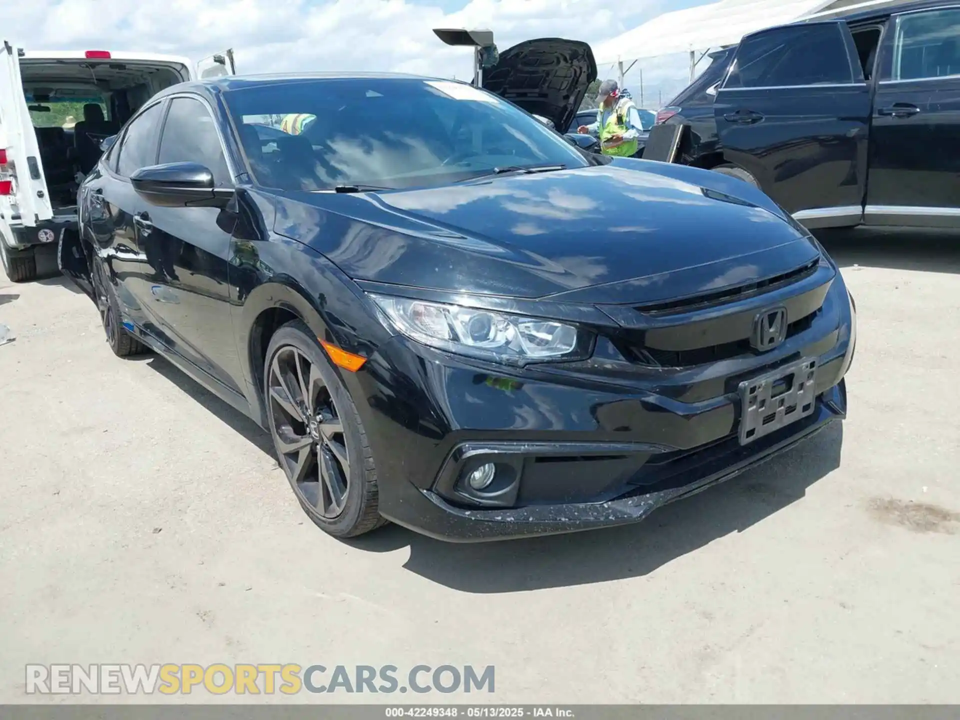 1 Photograph of a damaged car 2HGFC2F83KH521367 HONDA CIVIC 2019