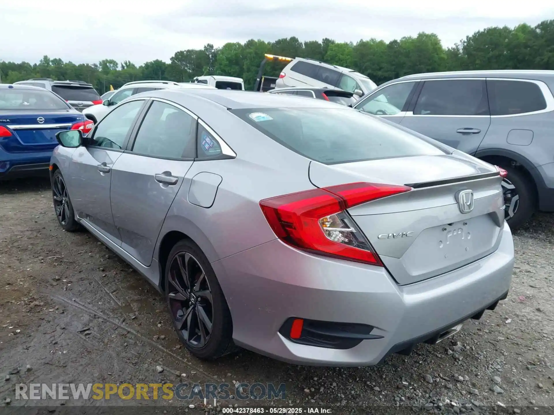 3 Photograph of a damaged car 2HGFC2F83KH527766 HONDA CIVIC 2019