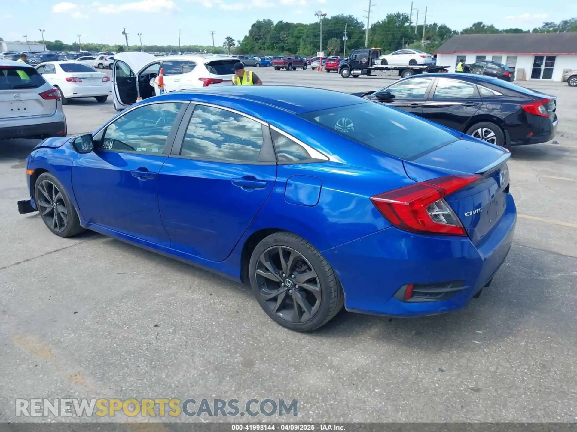 3 Photograph of a damaged car 2HGFC2F86KH525252 HONDA CIVIC 2019