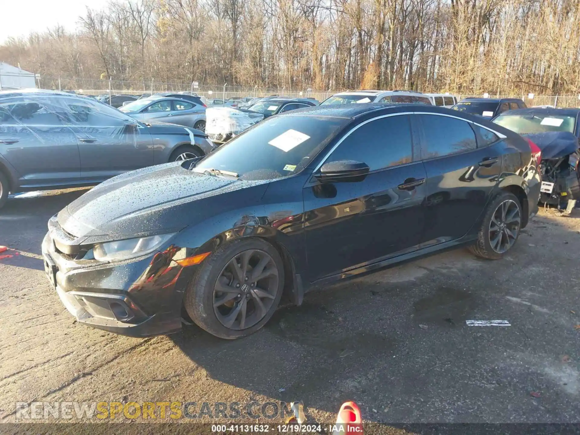 2 Photograph of a damaged car 2HGFC2F88KH557474 HONDA CIVIC 2019
