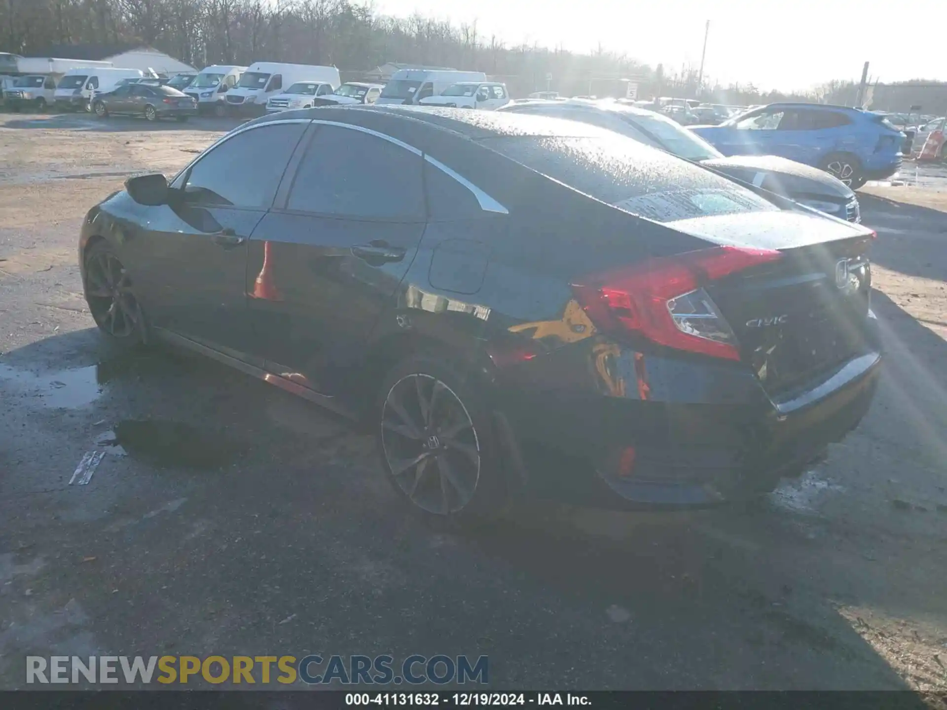 3 Photograph of a damaged car 2HGFC2F88KH557474 HONDA CIVIC 2019