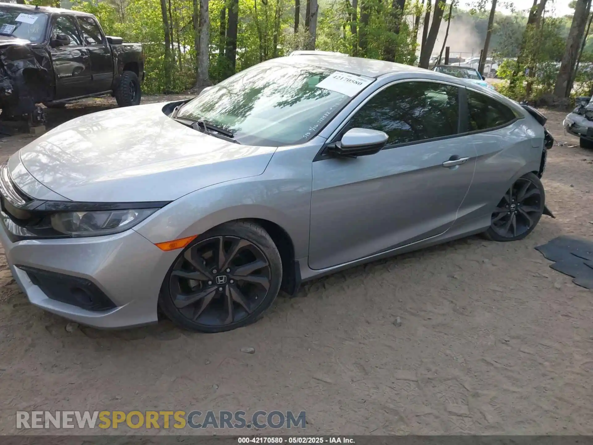 2 Photograph of a damaged car 2HGFC4B82KH307570 HONDA CIVIC 2019