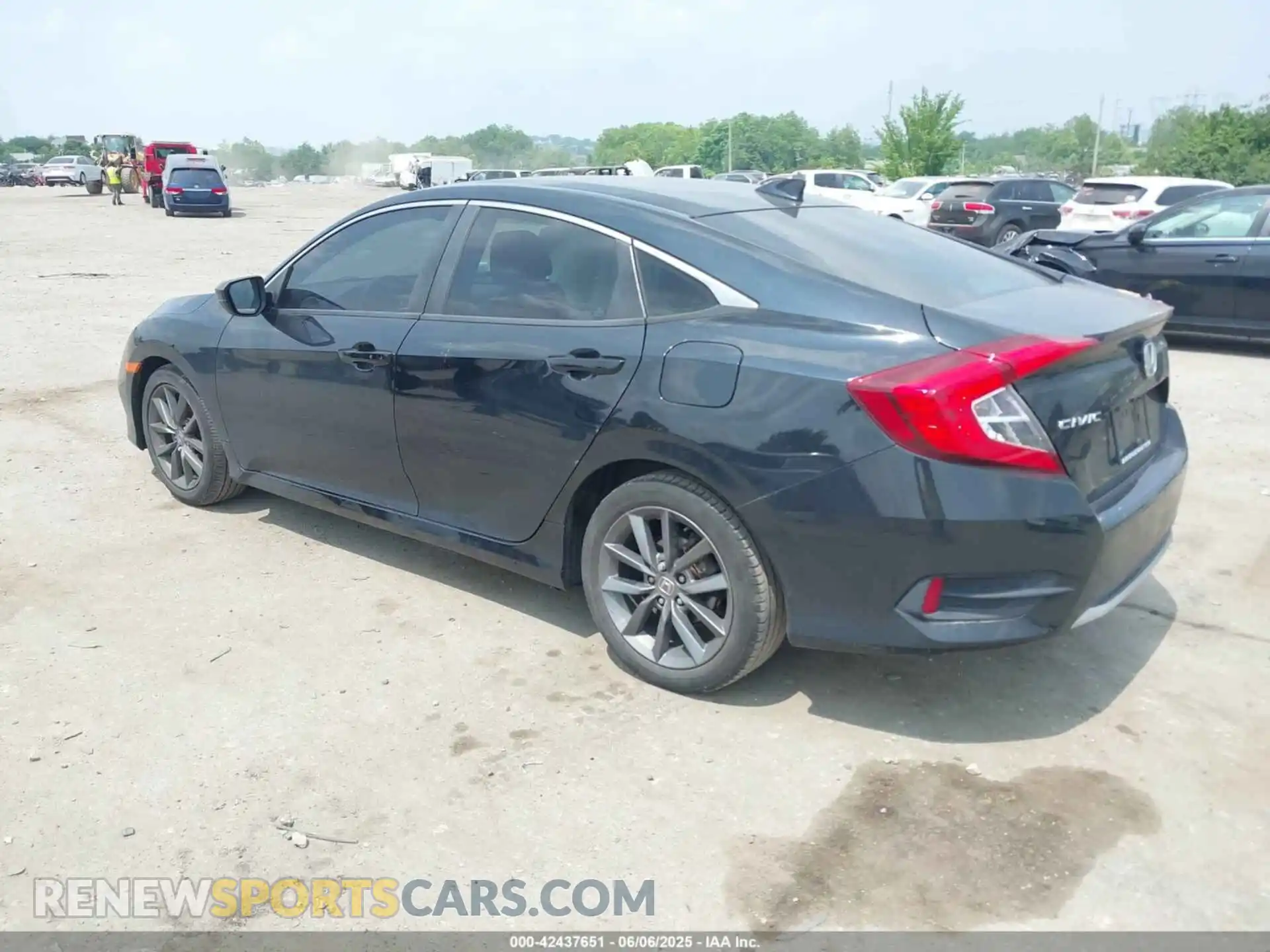 3 Photograph of a damaged car JHMFC1F79KX010885 HONDA CIVIC 2019
