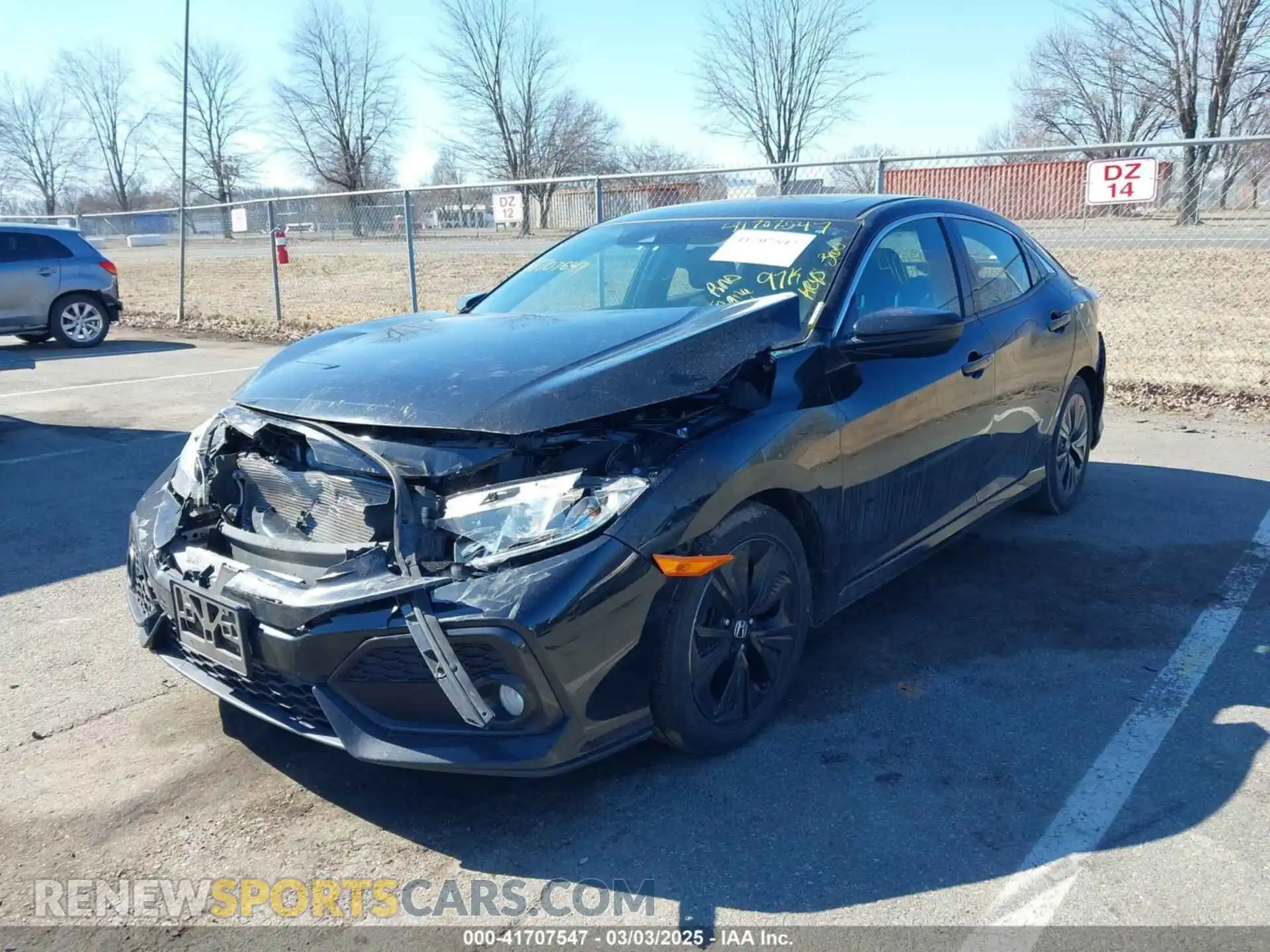 2 fotografías del automóvil dañado SHHFK7H60KU422830 HONDA CIVIC 2019