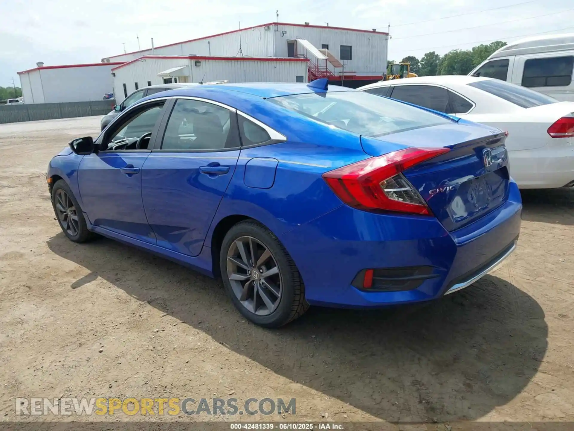 3 Photograph of a damaged car 19XFC1F37LE201155 HONDA CIVIC 2020