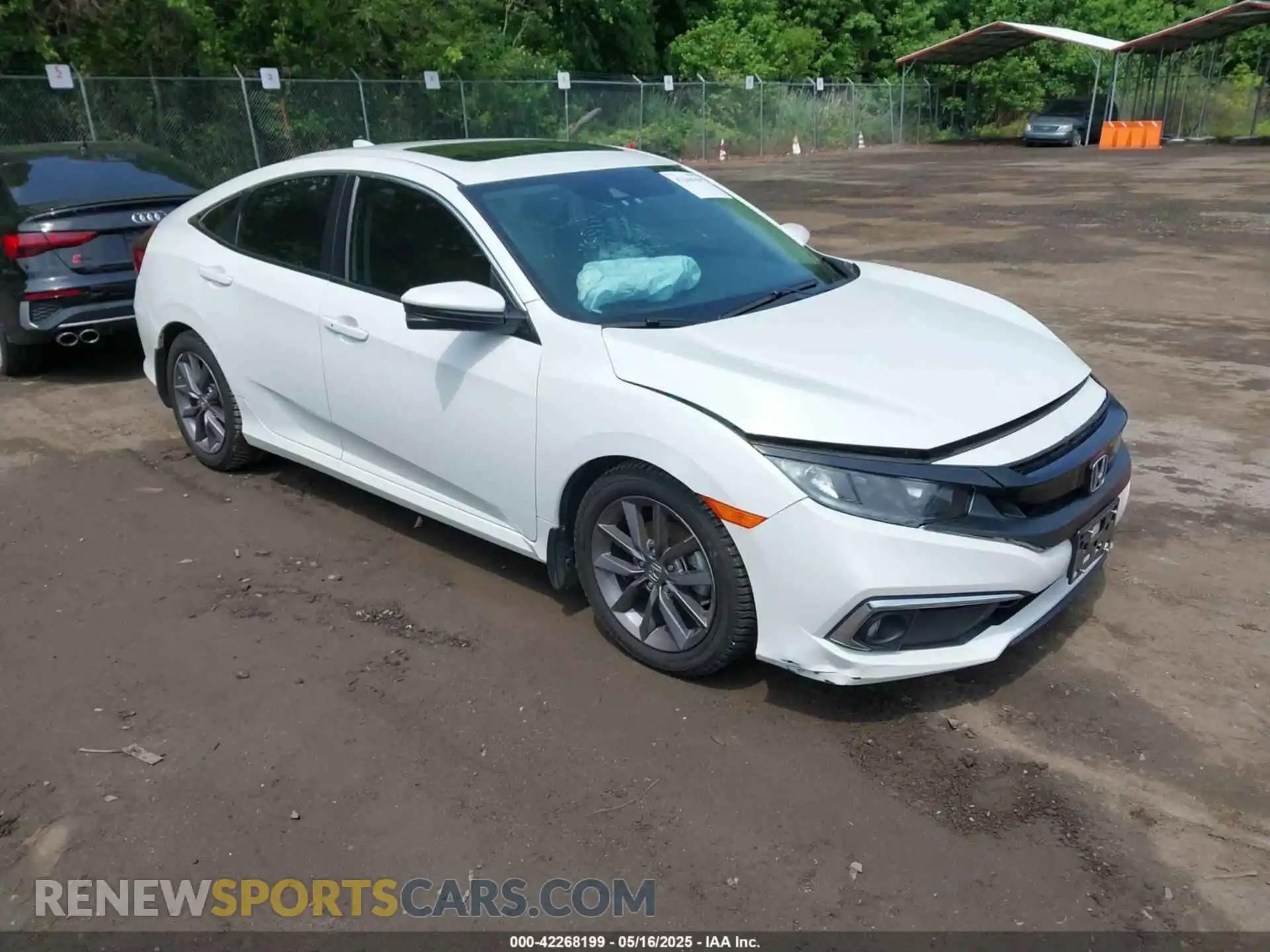 1 Photograph of a damaged car 19XFC1F37LE211832 HONDA CIVIC 2020