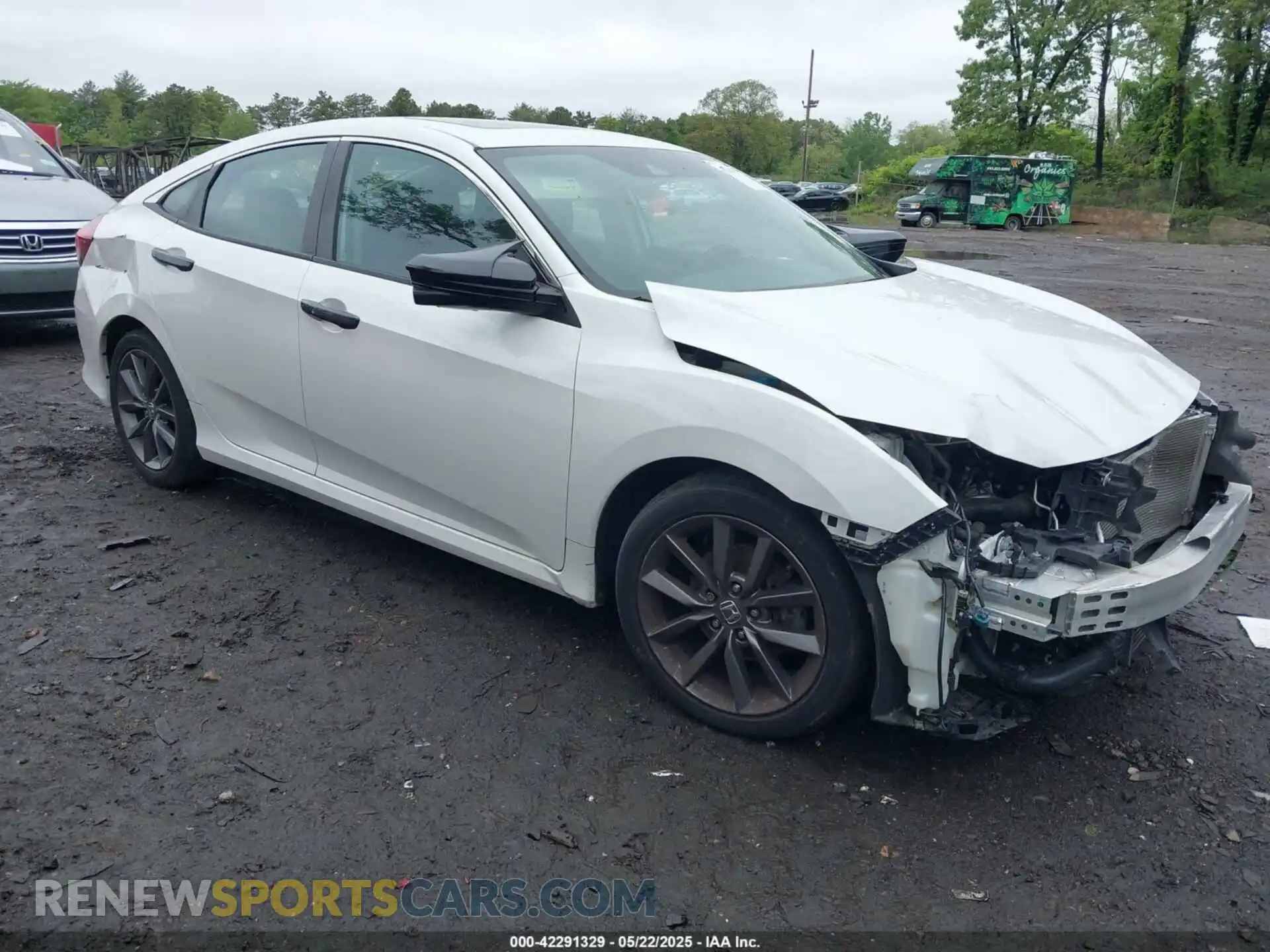 1 Photograph of a damaged car 19XFC1F37LE218148 HONDA CIVIC 2020