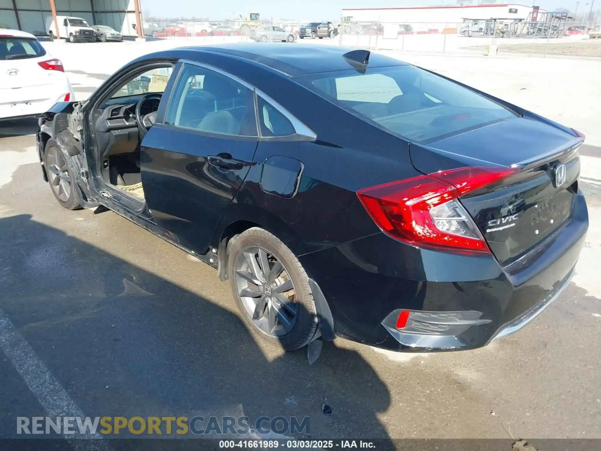 3 Photograph of a damaged car 19XFC1F39LE025161 HONDA CIVIC 2020