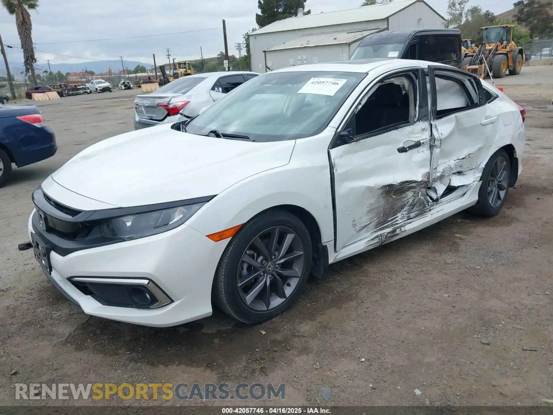 2 Photograph of a damaged car 19XFC1F39LE204266 HONDA CIVIC 2020