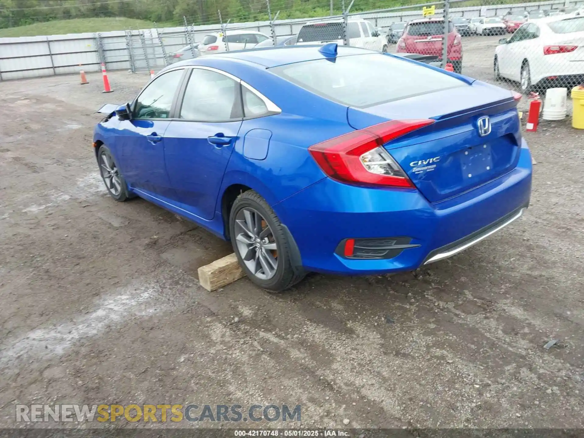 3 Photograph of a damaged car 19XFC1F3XLE011172 HONDA CIVIC 2020