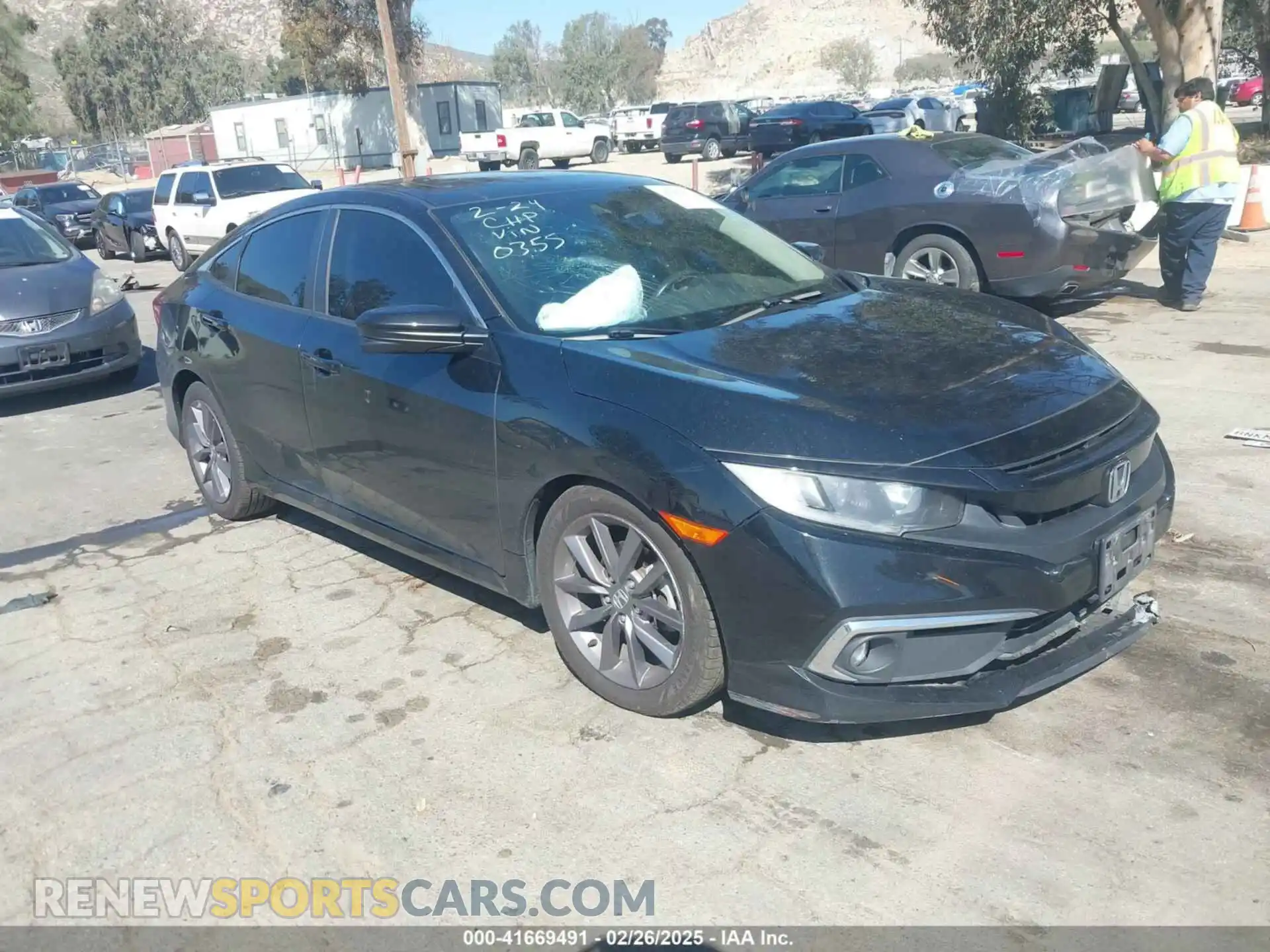 1 Photograph of a damaged car 19XFC1F3XLE200355 HONDA CIVIC 2020