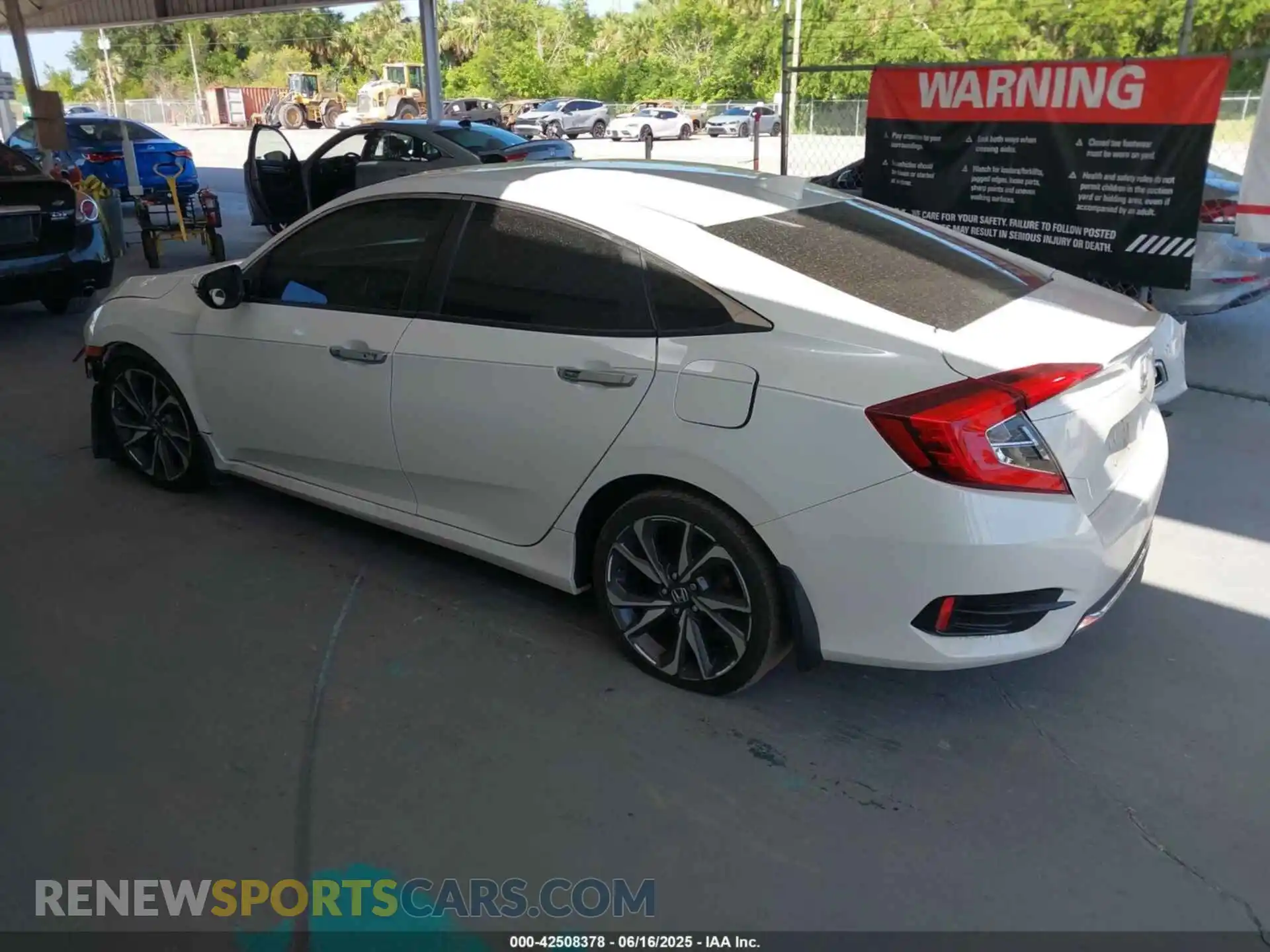 3 Photograph of a damaged car 19XFC1F96LE012291 HONDA CIVIC 2020