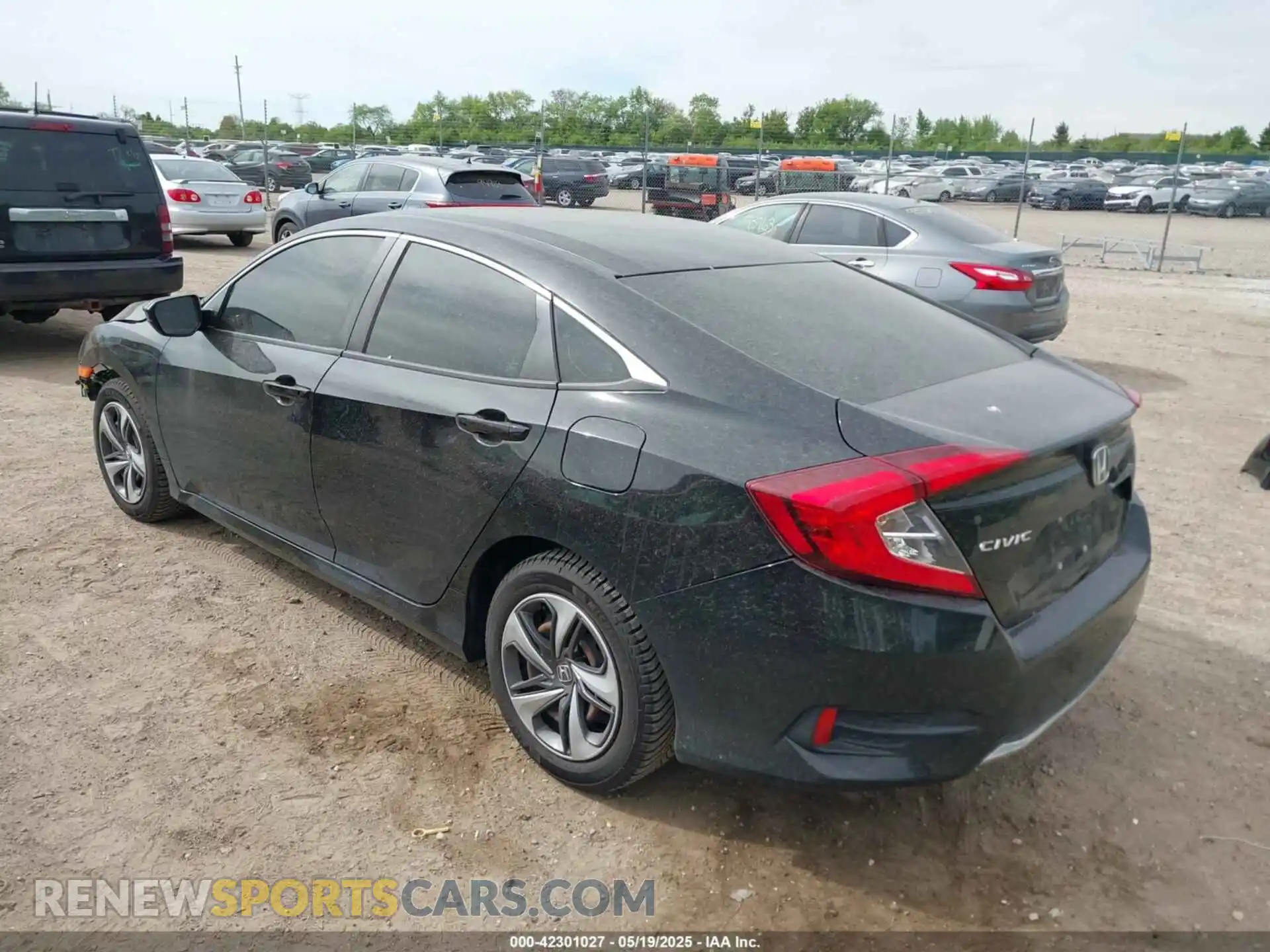 3 Photograph of a damaged car 19XFC2F60LE017806 HONDA CIVIC 2020