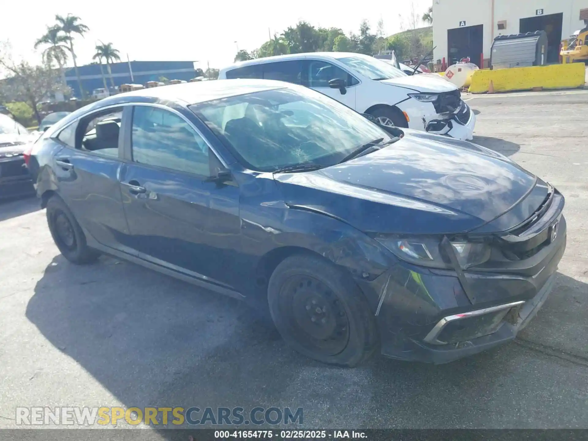 1 Photograph of a damaged car 19XFC2F61LE020441 HONDA CIVIC 2020