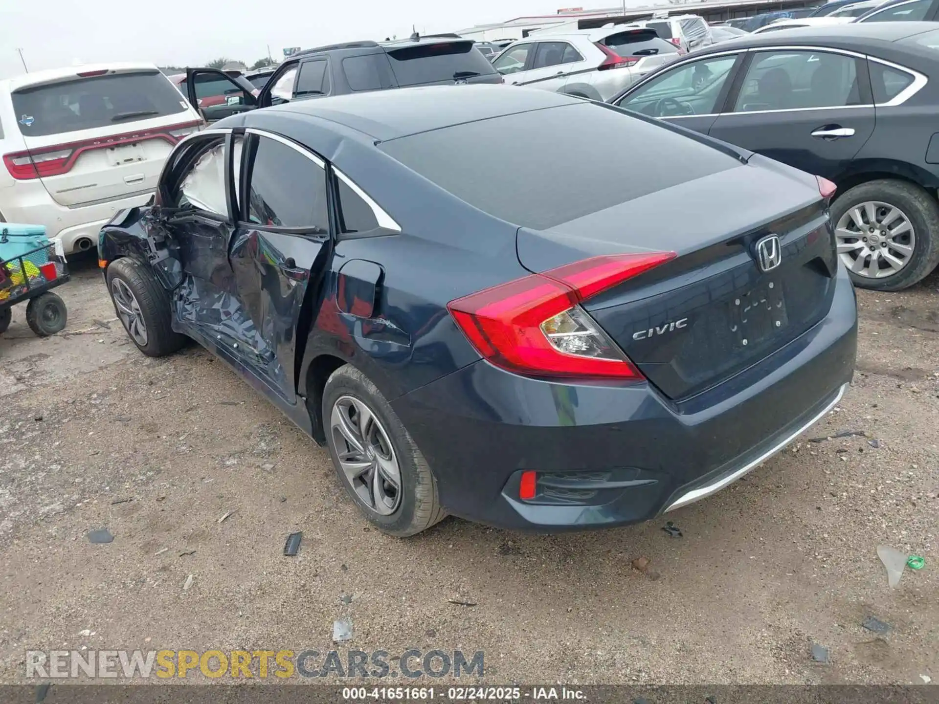 3 Photograph of a damaged car 19XFC2F62LE025535 HONDA CIVIC 2020