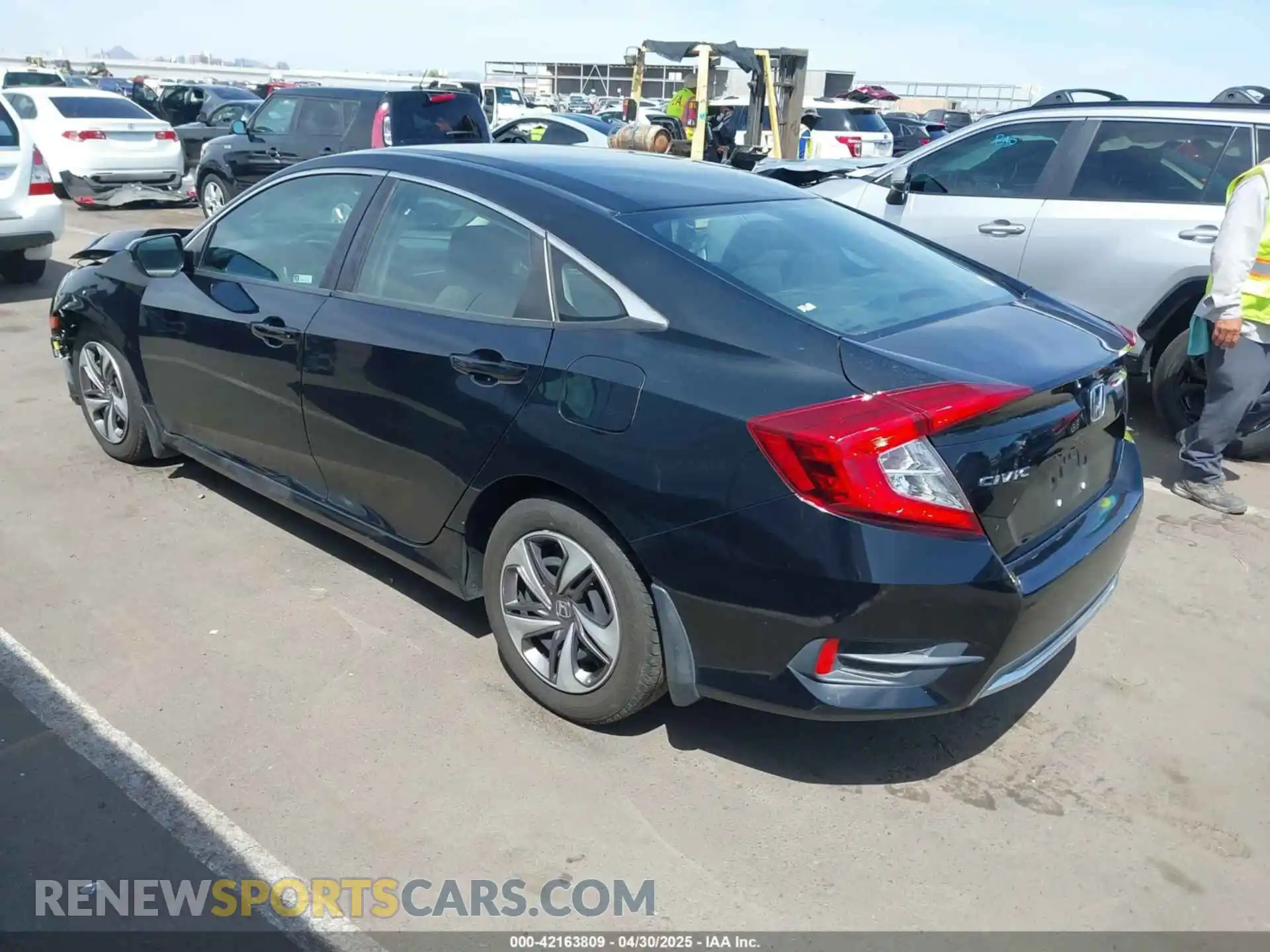3 Photograph of a damaged car 19XFC2F63LE210936 HONDA CIVIC 2020