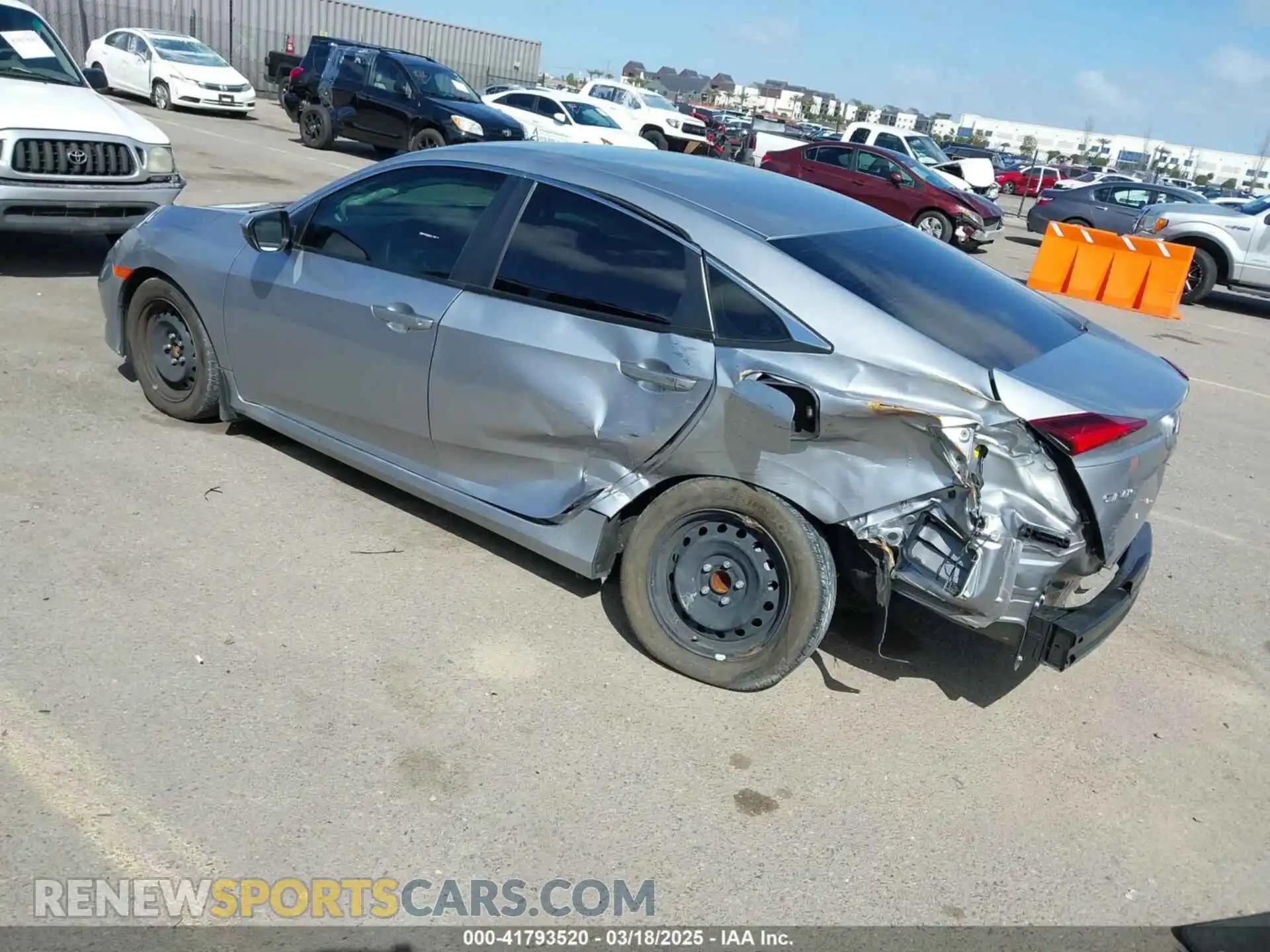 3 Photograph of a damaged car 19XFC2F66LE001478 HONDA CIVIC 2020
