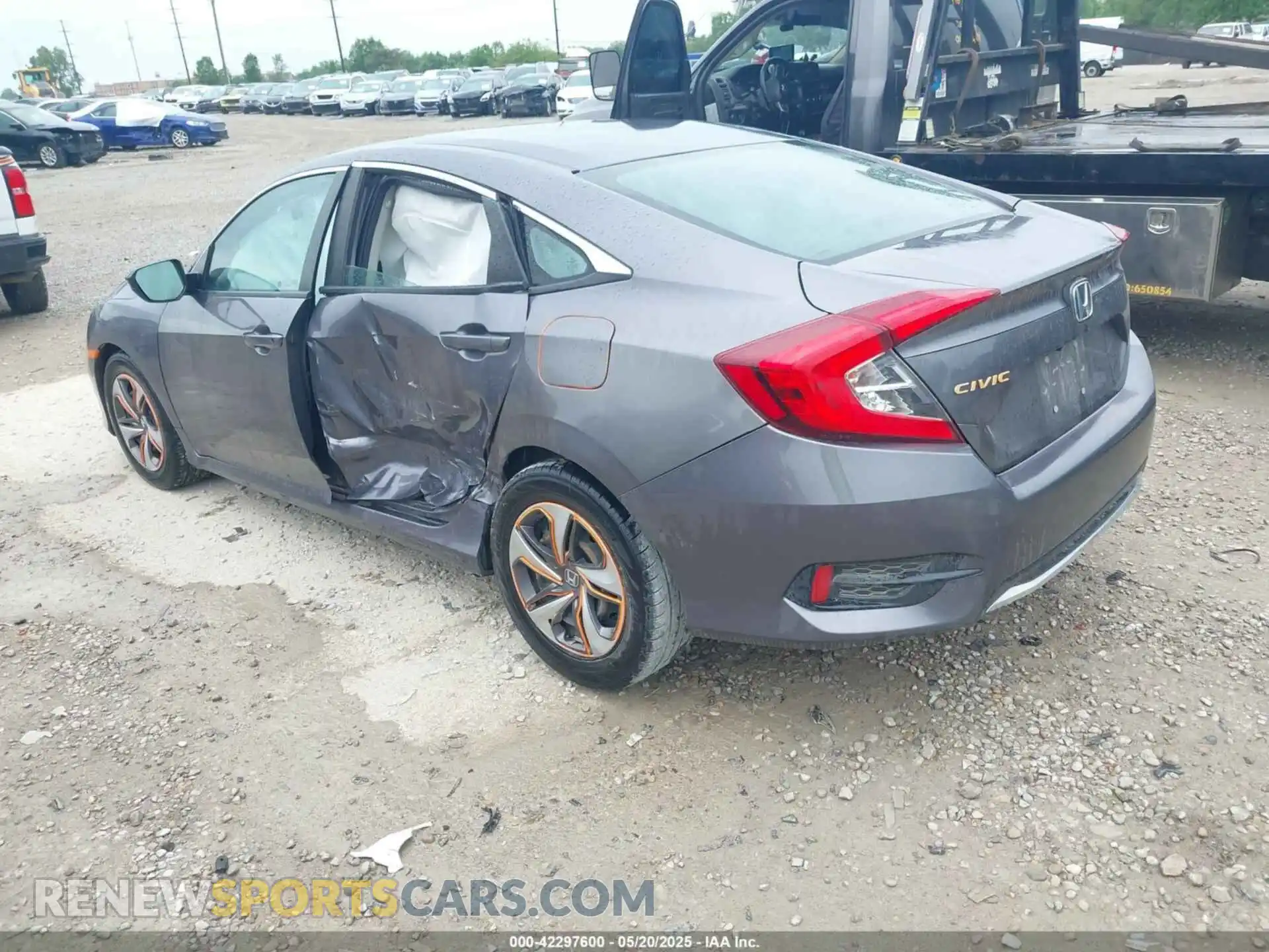 3 Photograph of a damaged car 19XFC2F66LE012481 HONDA CIVIC 2020