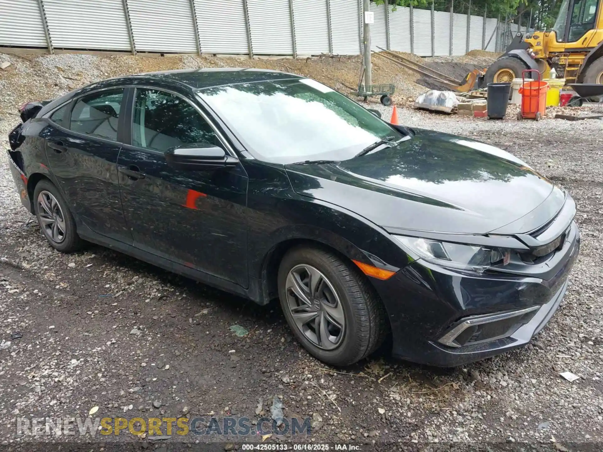 1 Photograph of a damaged car 19XFC2F66LE216892 HONDA CIVIC 2020