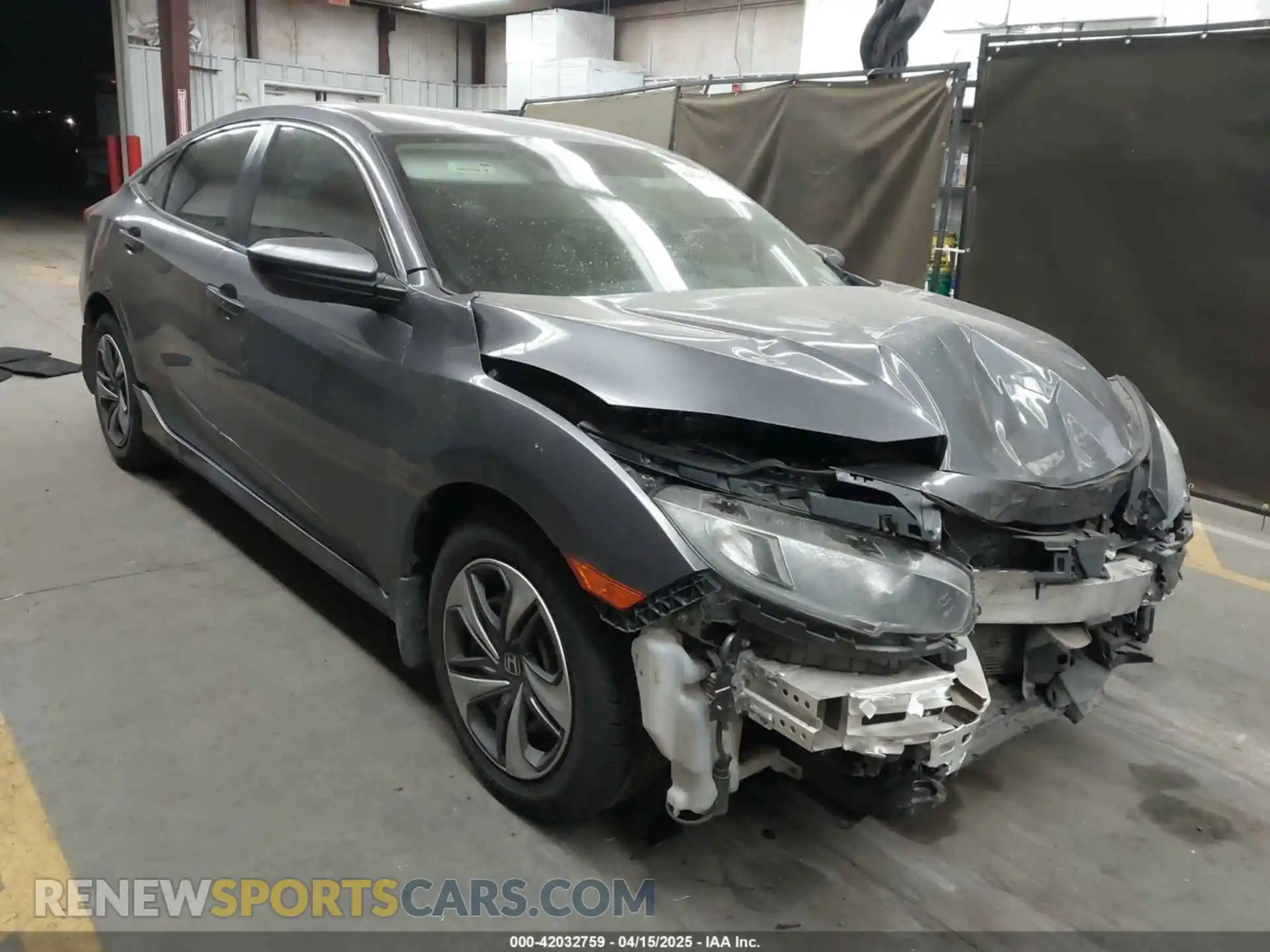 1 Photograph of a damaged car 19XFC2F67LE006057 HONDA CIVIC 2020