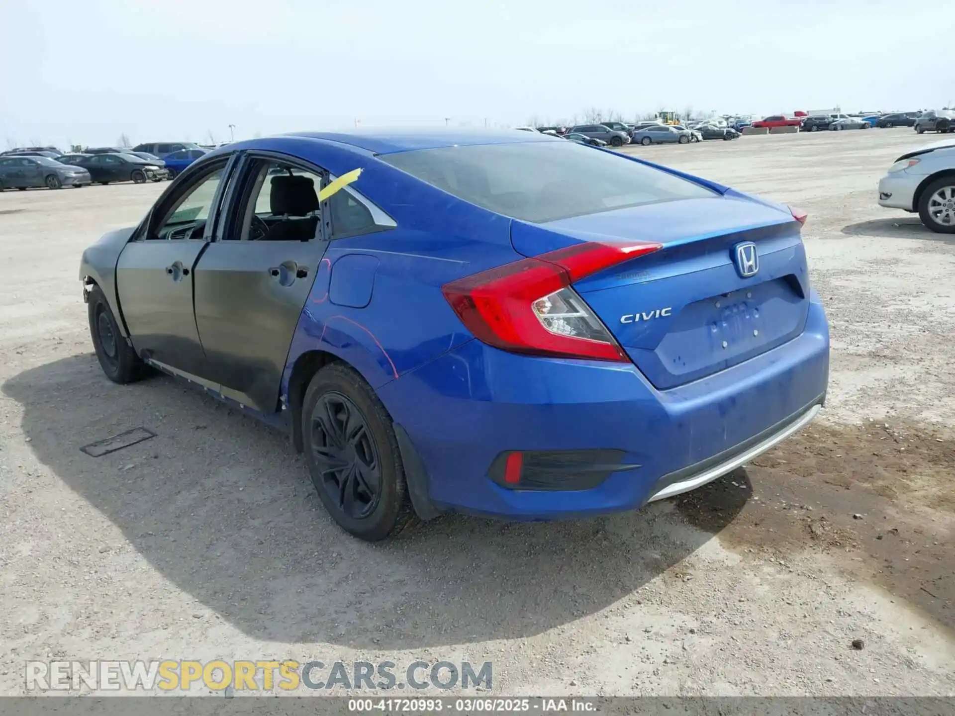 3 Фотография поврежденного автомобиля 19XFC2F68LE002289 HONDA CIVIC 2020