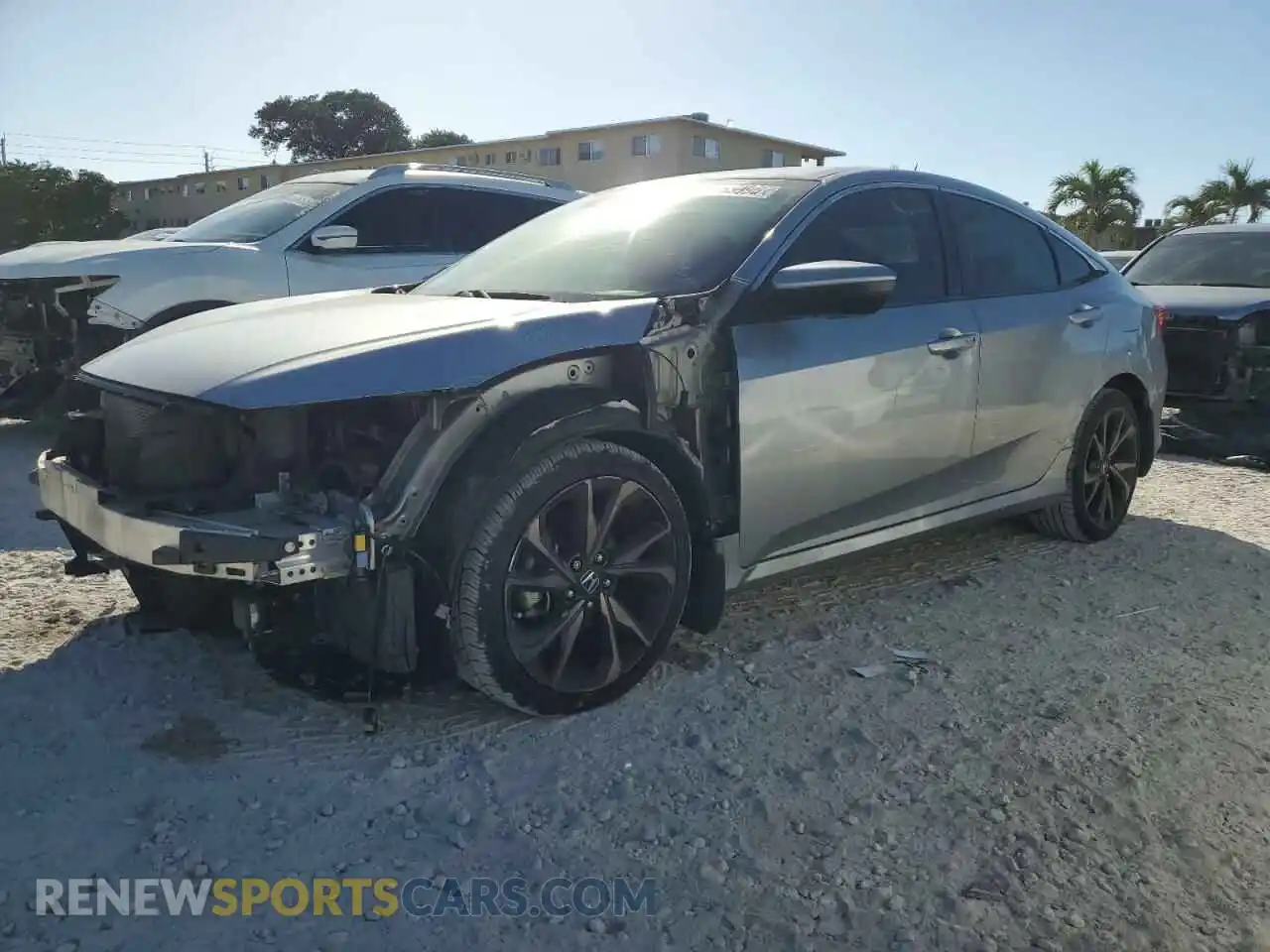 1 Photograph of a damaged car 19XFC2F80LE008945 HONDA CIVIC 2020