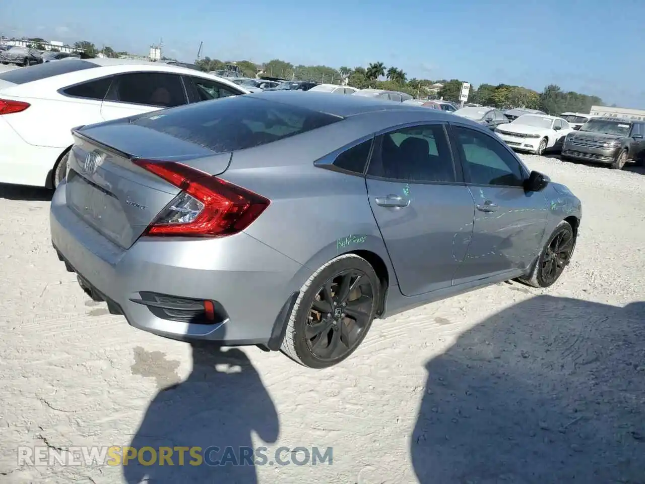 3 Photograph of a damaged car 19XFC2F80LE008945 HONDA CIVIC 2020