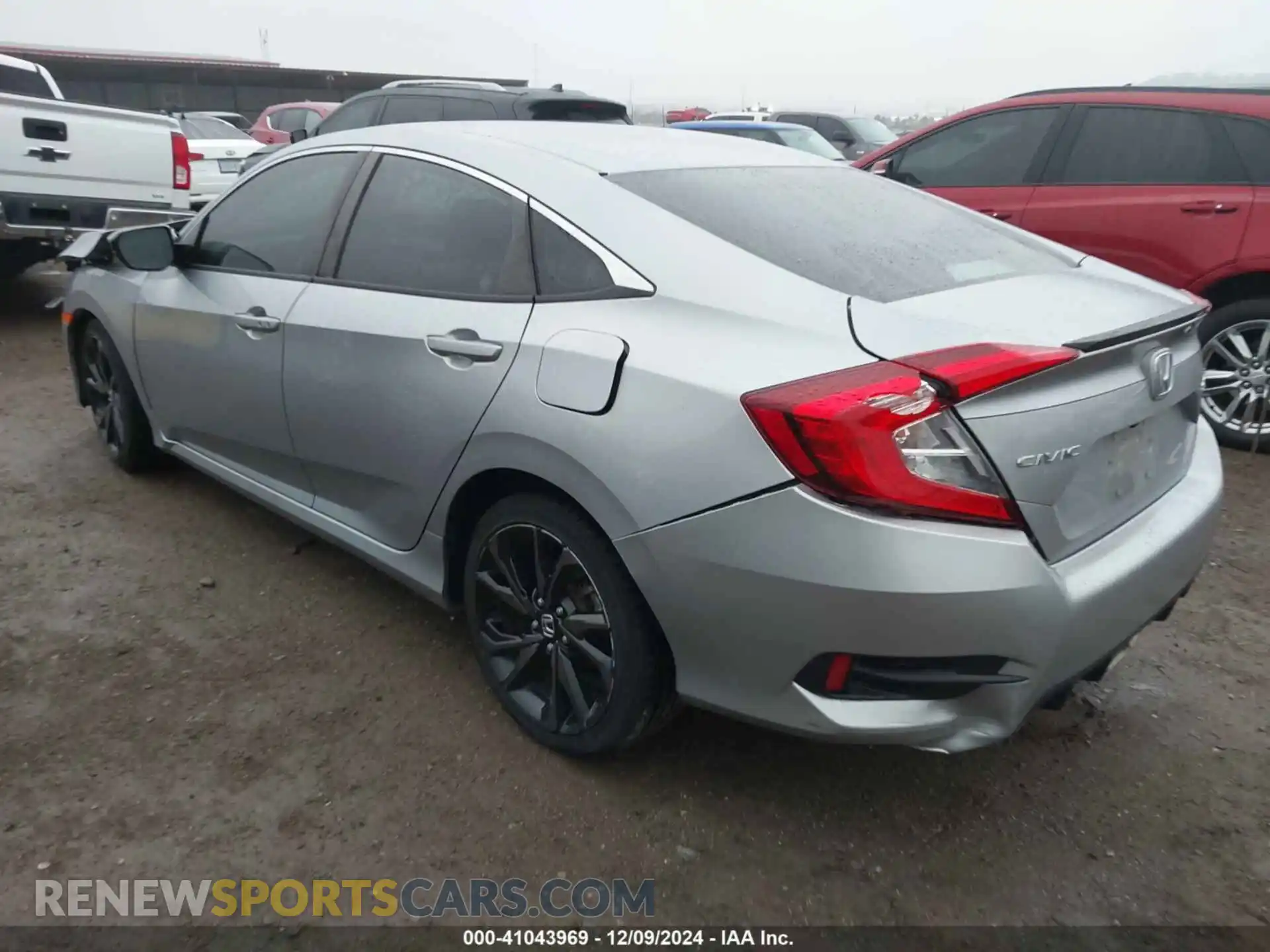 3 Photograph of a damaged car 19XFC2F80LE010503 HONDA CIVIC 2020
