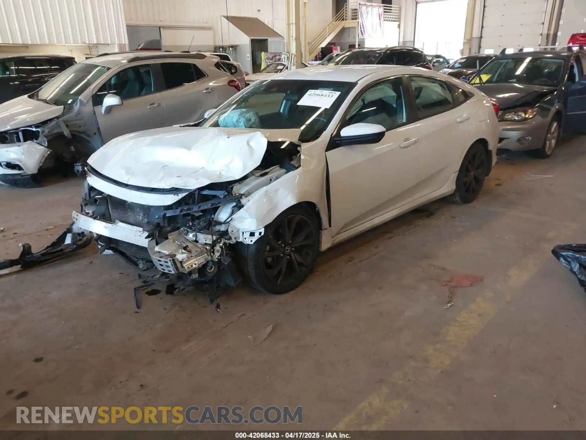2 Photograph of a damaged car 19XFC2F80LE207719 HONDA CIVIC 2020