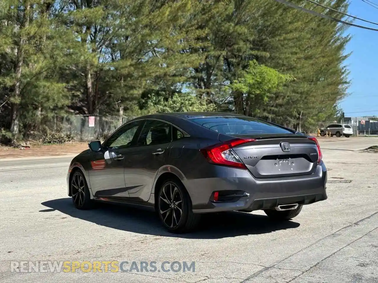 3 Photograph of a damaged car 19XFC2F81LE215330 HONDA CIVIC 2020