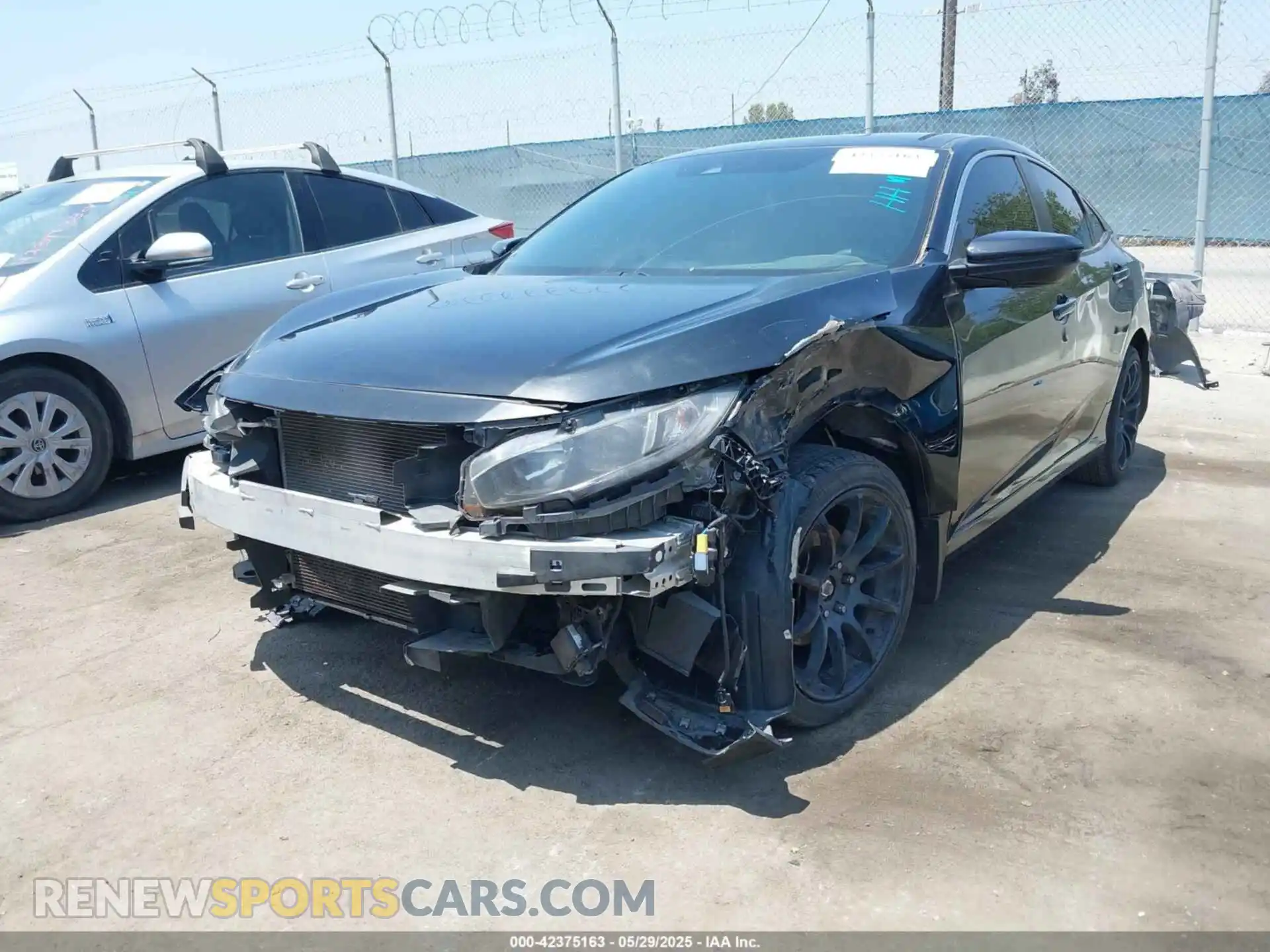 2 Photograph of a damaged car 19XFC2F82LE208662 HONDA CIVIC 2020