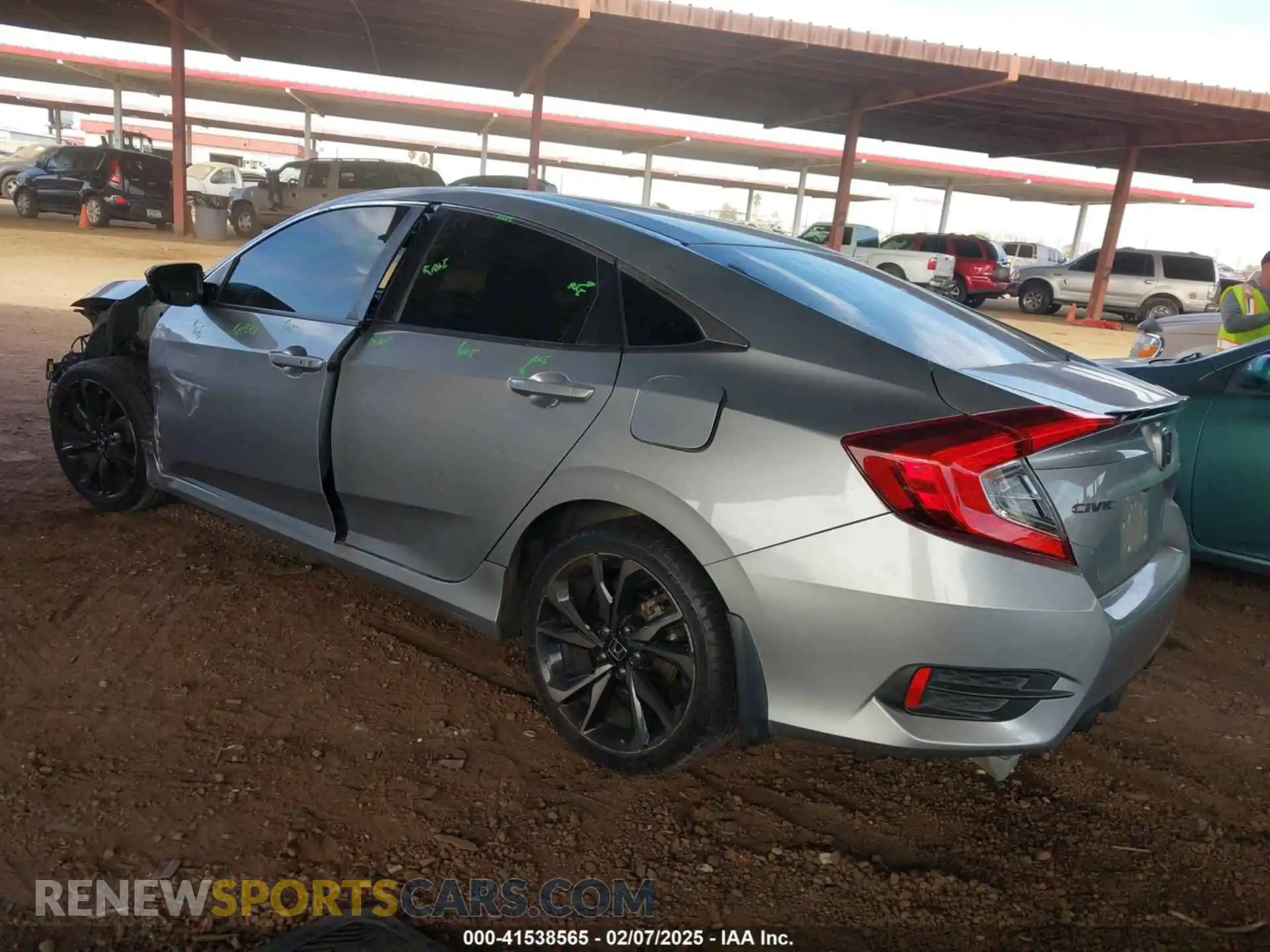 3 Photograph of a damaged car 19XFC2F88LE203398 HONDA CIVIC 2020