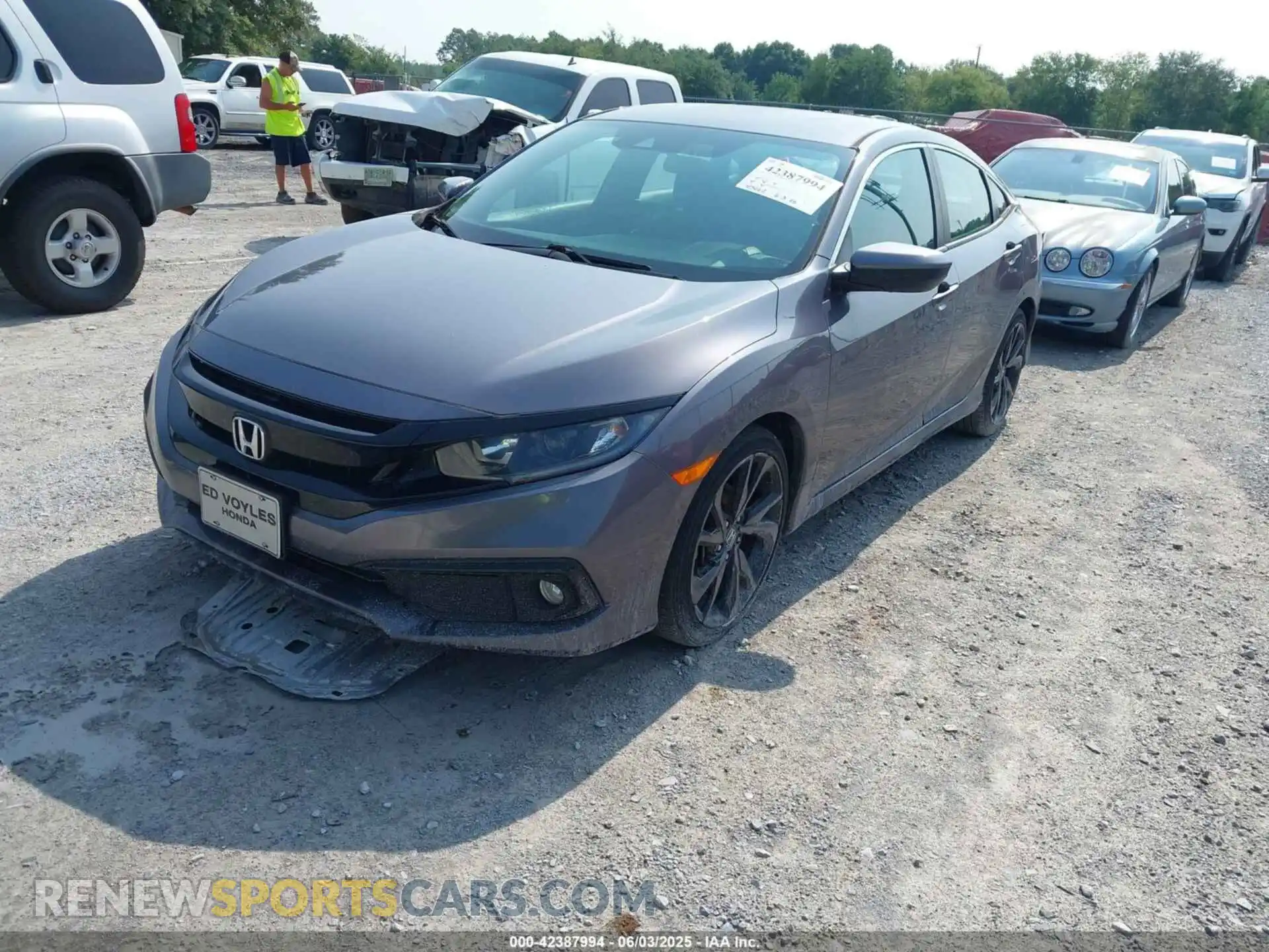 2 Photograph of a damaged car 19XFC2F8XLE020620 HONDA CIVIC 2020