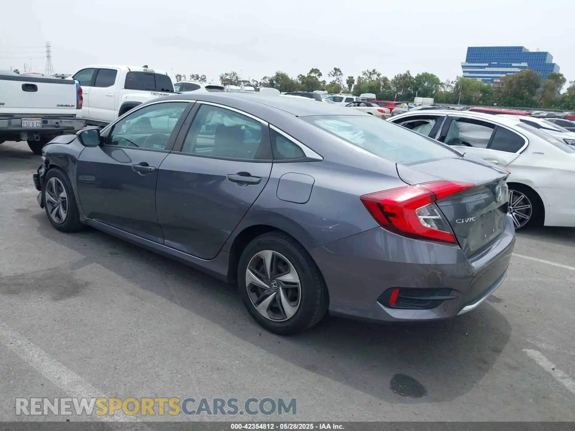 3 Photograph of a damaged car 2HGFC2F60LH596396 HONDA CIVIC 2020