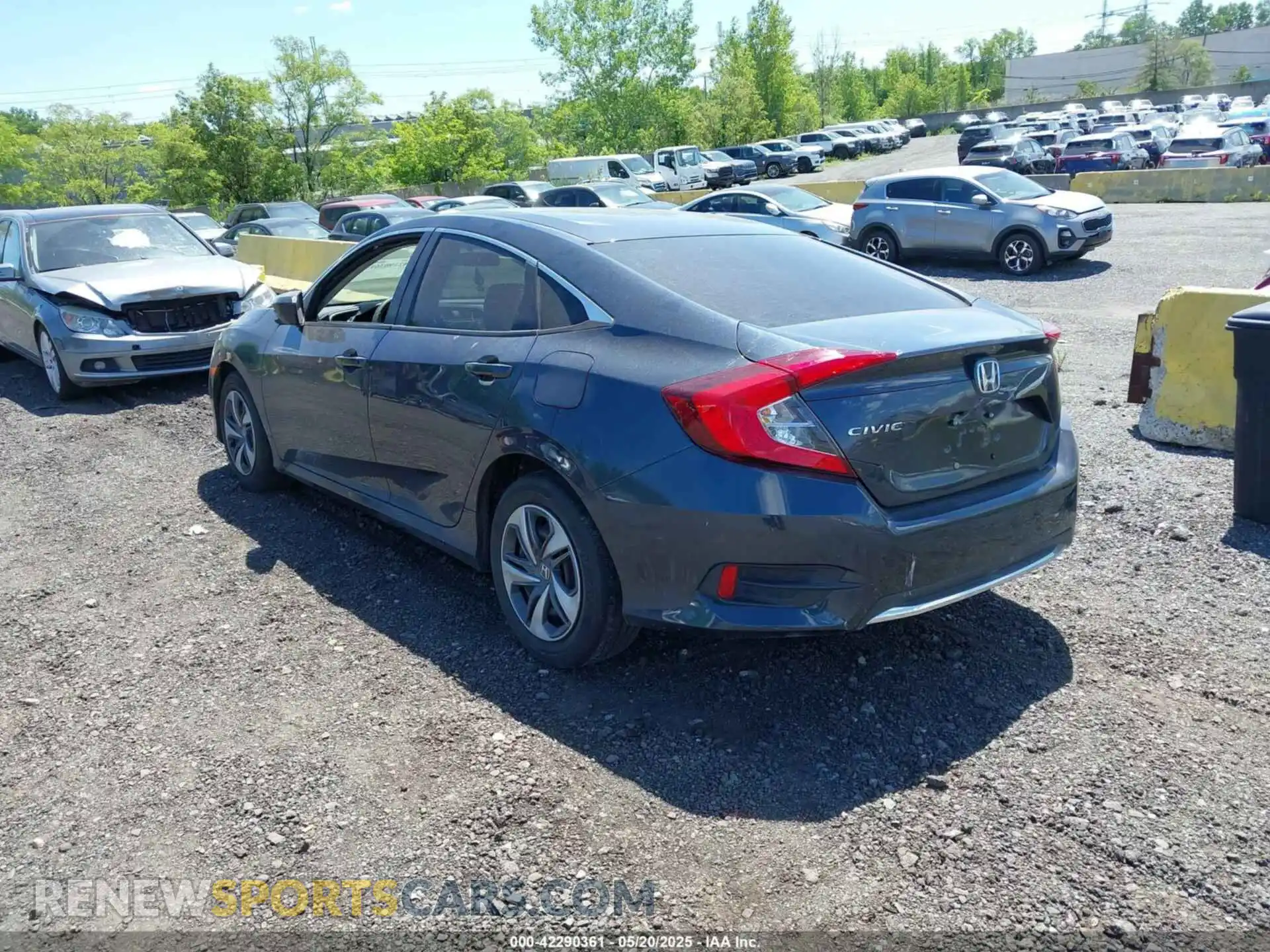 3 Photograph of a damaged car 2HGFC2F61LH567246 HONDA CIVIC 2020