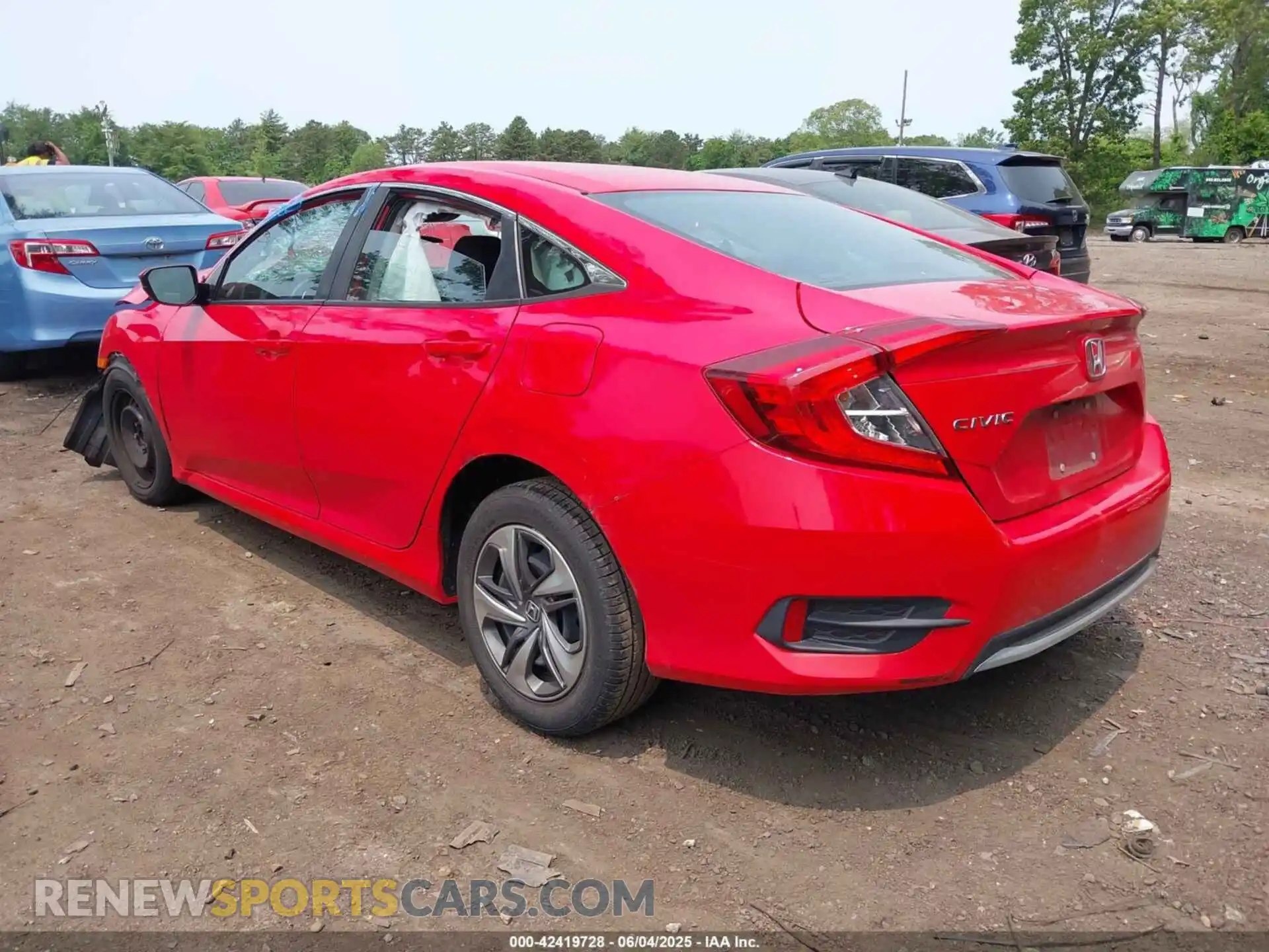3 Photograph of a damaged car 2HGFC2F64LH586907 HONDA CIVIC 2020